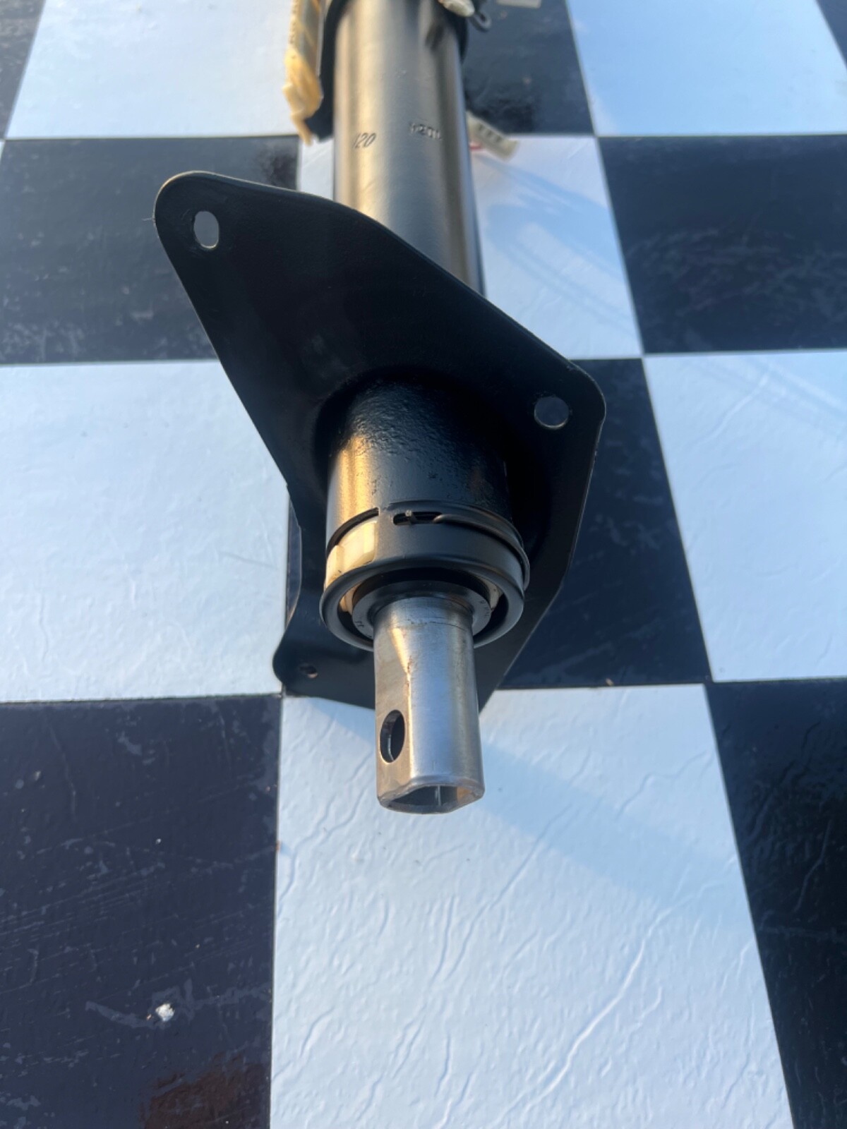 ?1992-1993 GMC TYPHOON / GMC SYCLONE FLOOR SHIFT STEERING COLUMN TILT ?