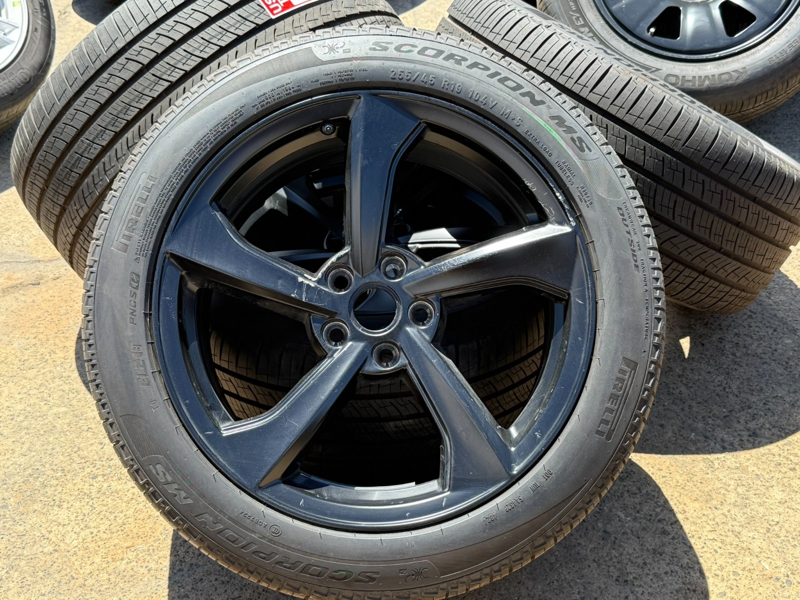 2025 Tesla Model Y Juniper Wheels Rims Crossflow 19″ PIRELLI 255/45R19 99% TPMS