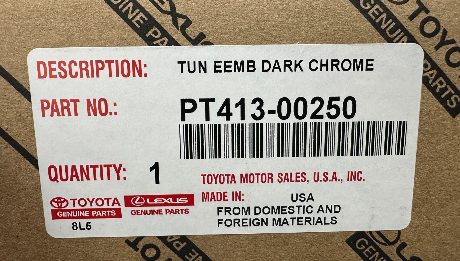 PT413-00250 – New Genuine OEM 25′-26′ Toyota Tundra – Illuminated Grille Emblem