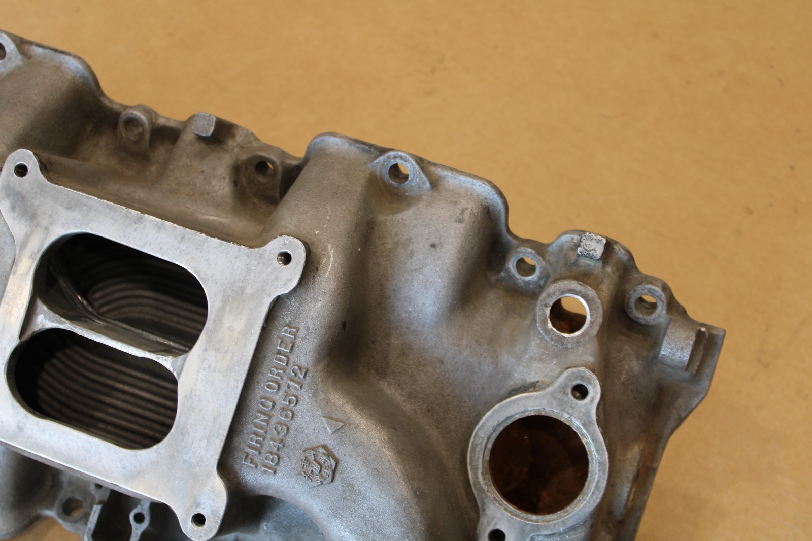 1968 1969 Camaro Chevelle Impala Nova 3933163 BB Intake Manifold L89 L72 L78