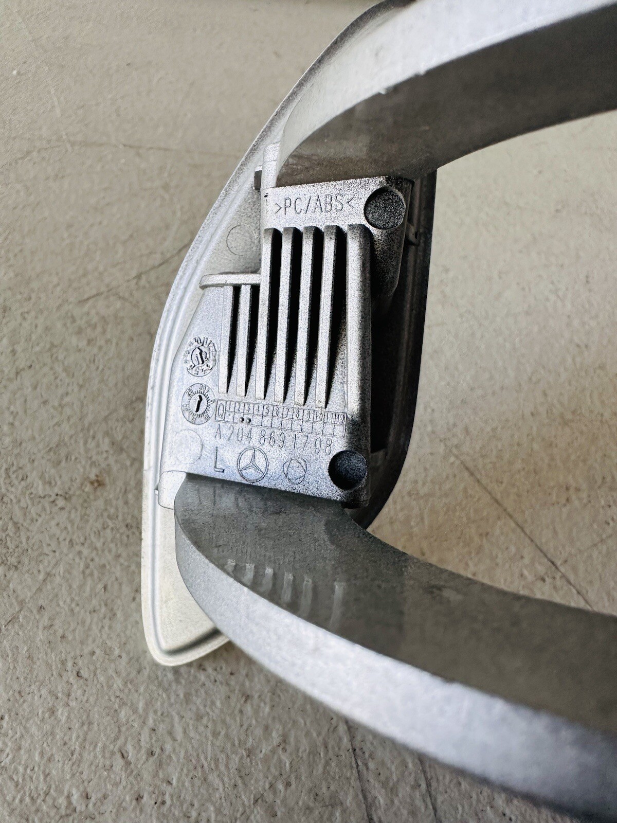 2013-2015 Mercedes X204 GLK350 HeadLight Washer Cover Cap Left Driver LH Oem