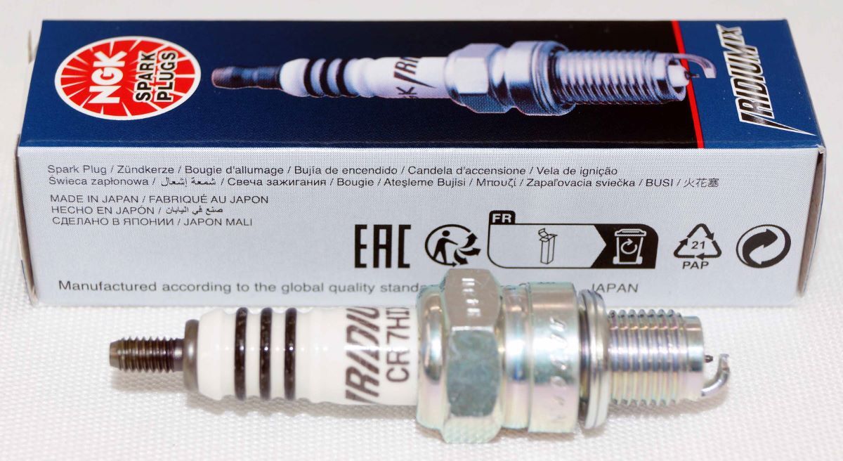 Genuine NGK 7544 Iridium IX Spark Plug CR7HIX fits Arctic Cat Polaris