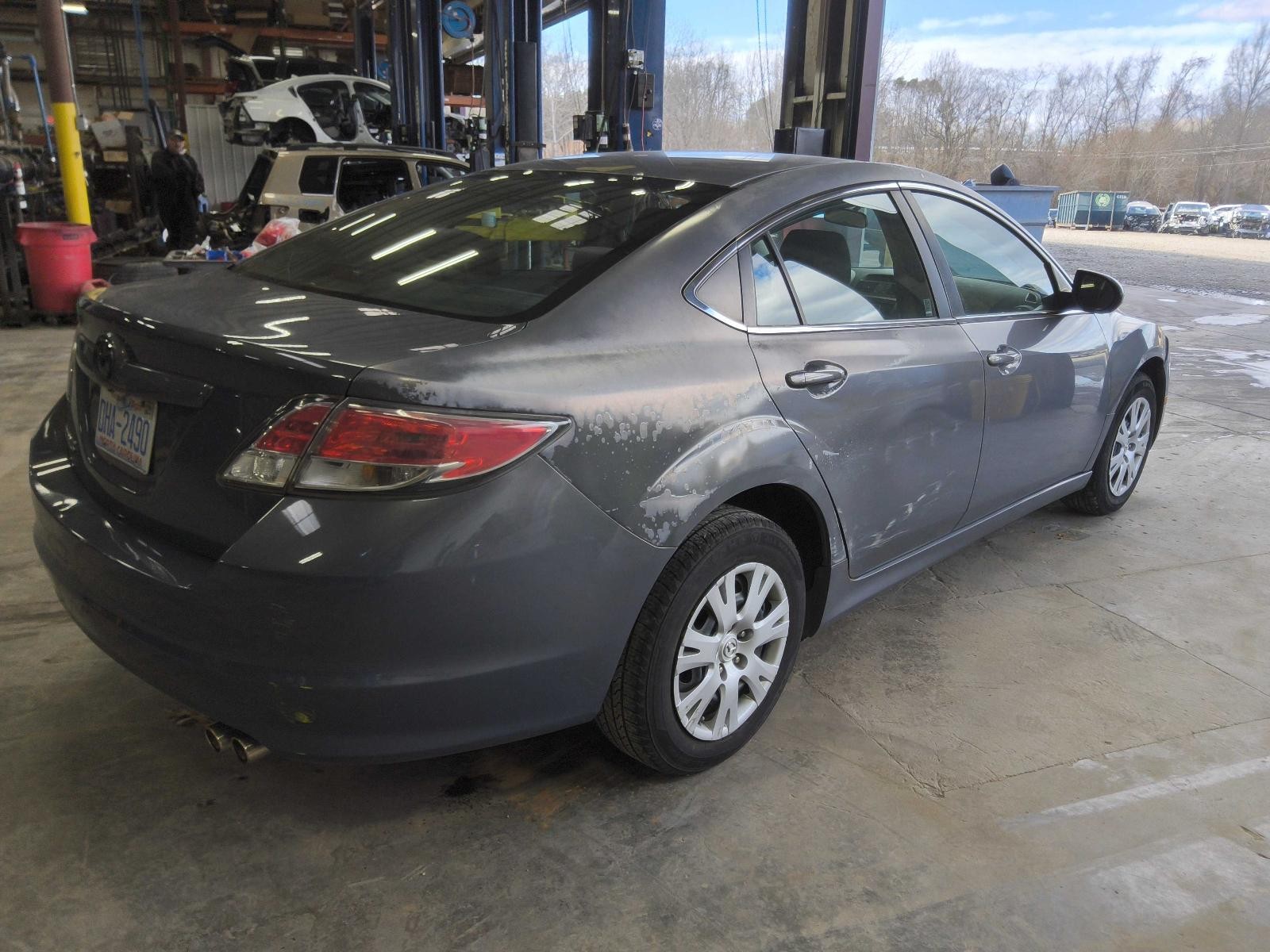Used Right Headlight Assembly fits: 2011 Mazda 6 halogen Right Grade A