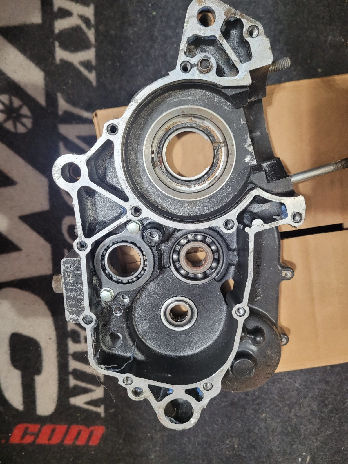 1985 1986 1987 Kawasaki KX125 KX 125 Right left Crankcase Crank Case 14001-5184