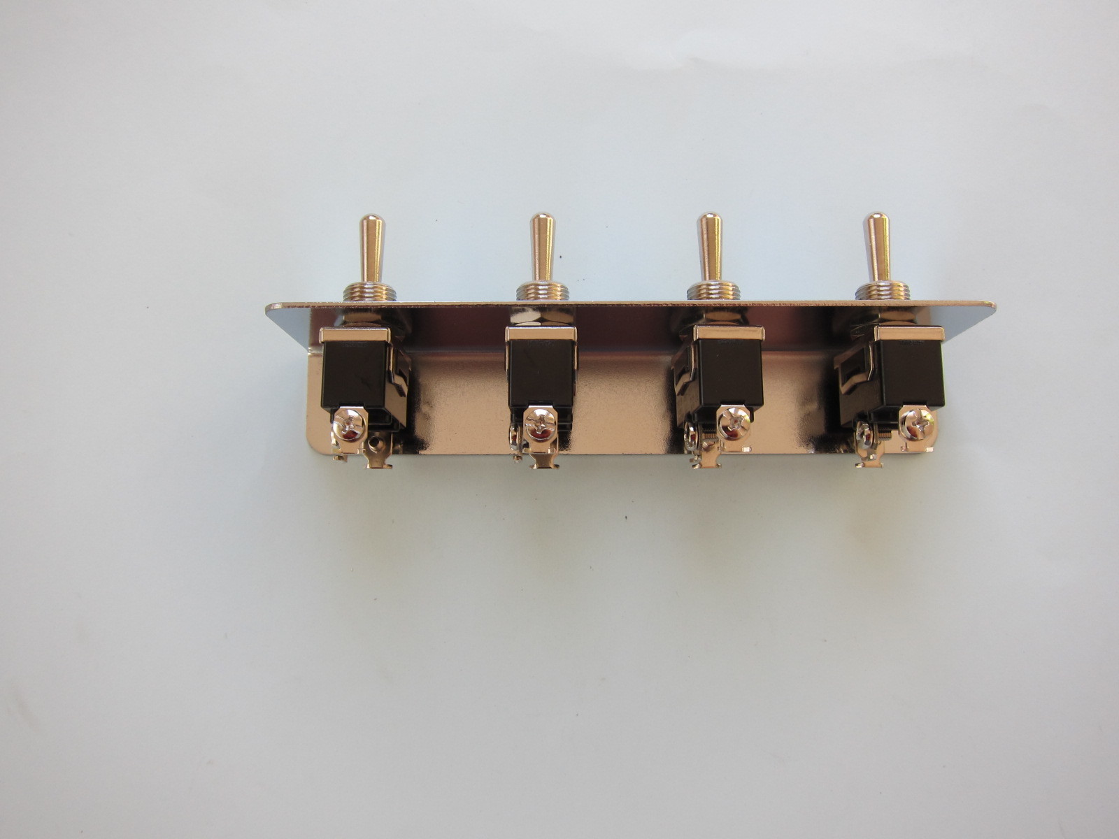 Lowrider hydraulics 3 prongs switch & 4-hole panel & gold extension kit