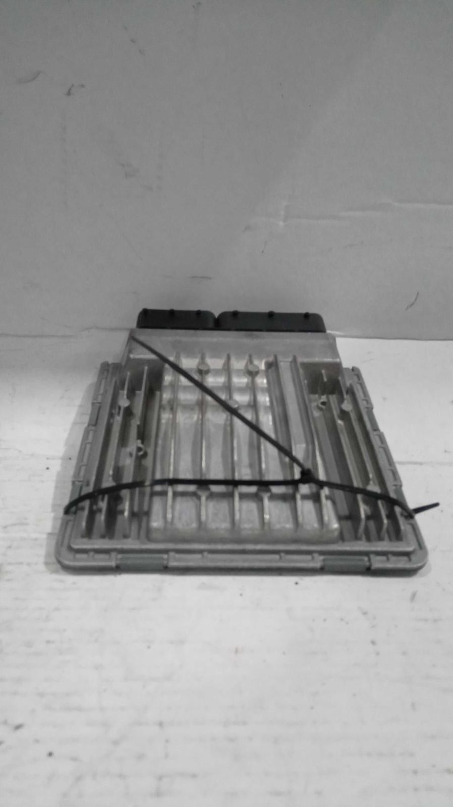 2011 BMW 328I Engine Control Module ECM SED 3.00L OEM 87K Miles Grey