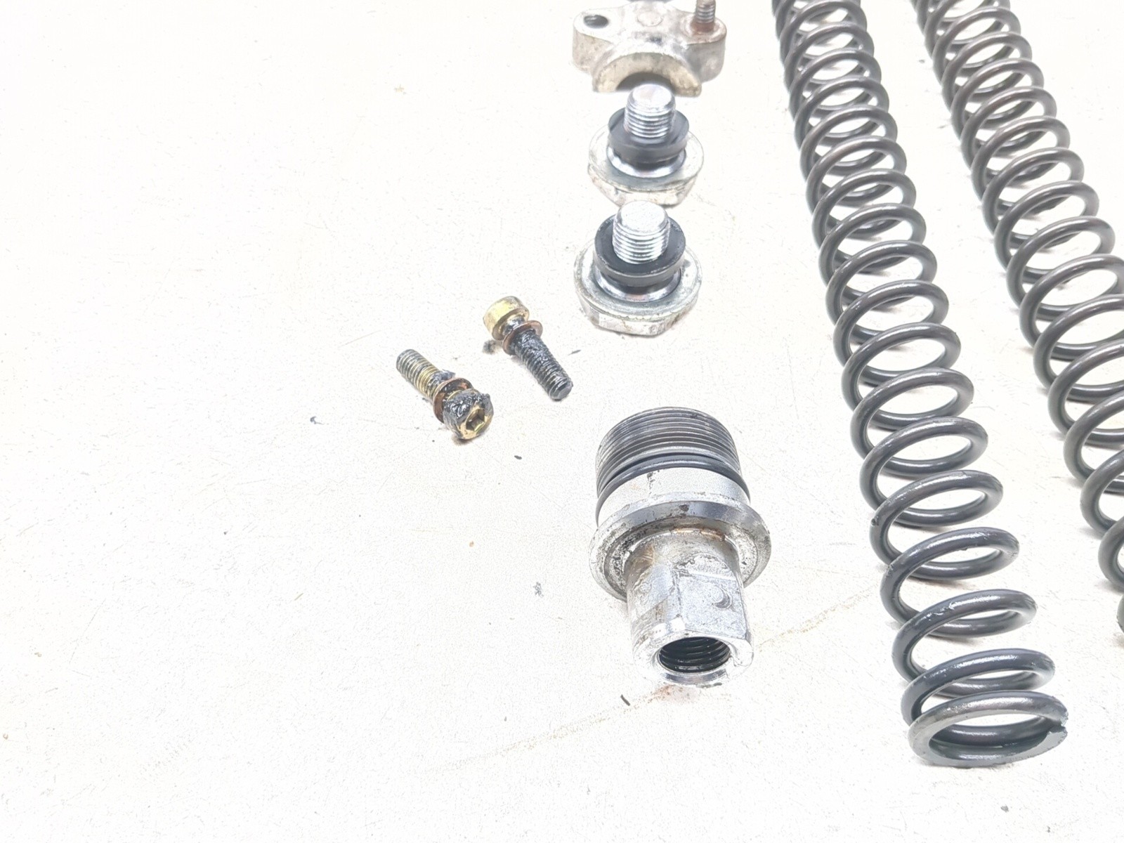 90-99 Harley Softail Fatboy FLSTF Left & Right Front Fork Springs & Caps Set