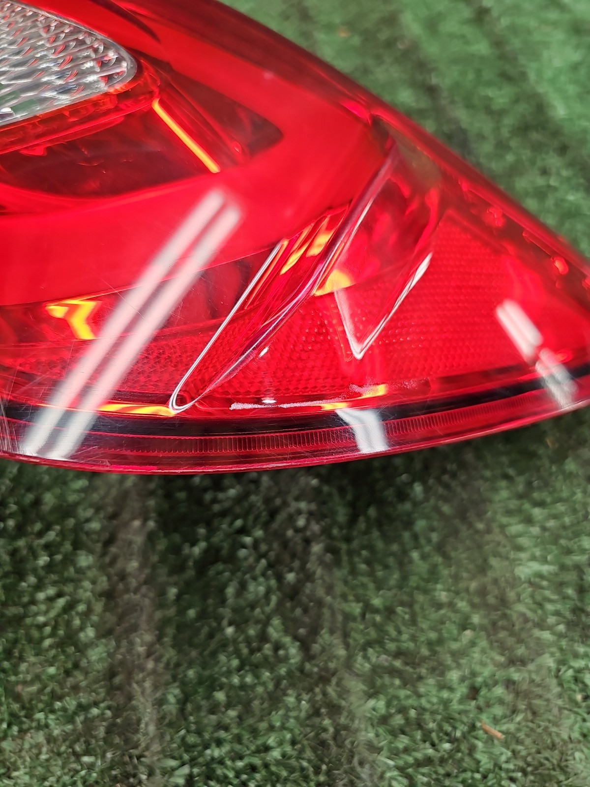 NICE! 2014-2020 Maserati Quattroporte M156 Taillight Lamp Rear Right Outer OEM