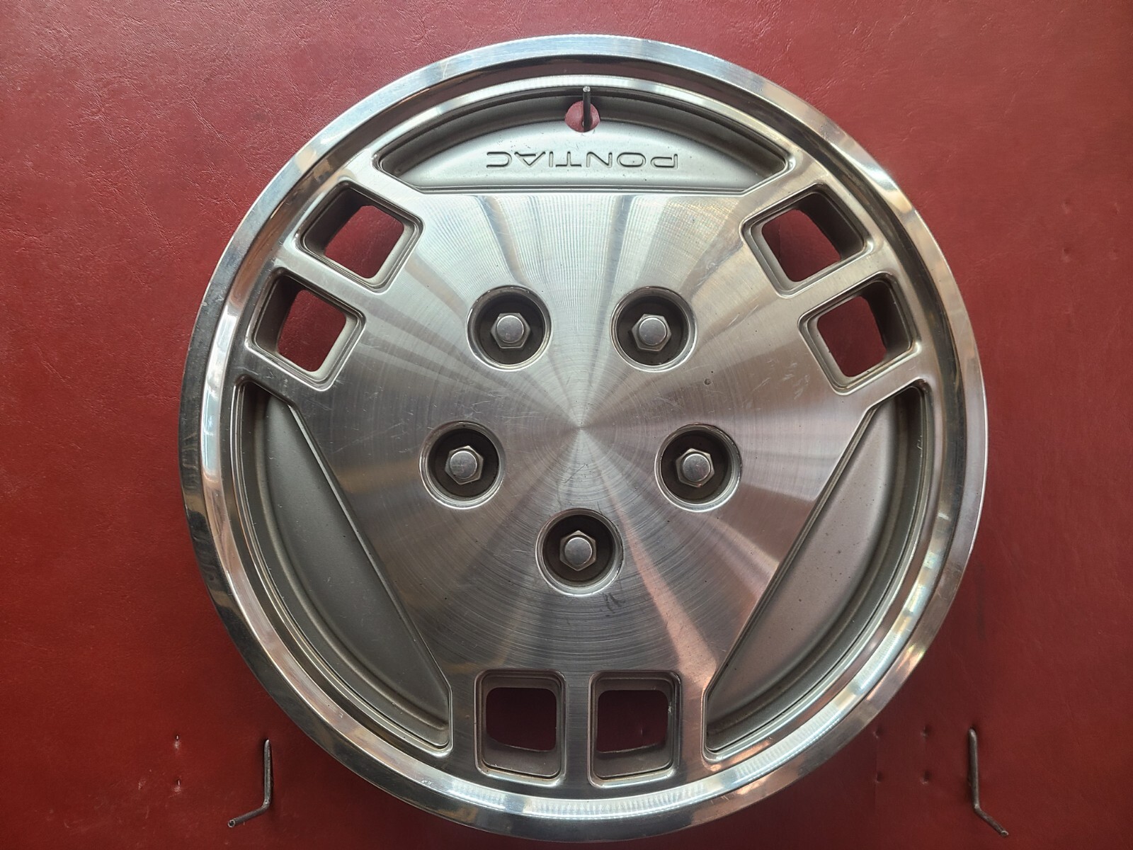 1988-1990 Pontiac Grand Prix Trans Sport 5093A 14″ Hubcap 10091778