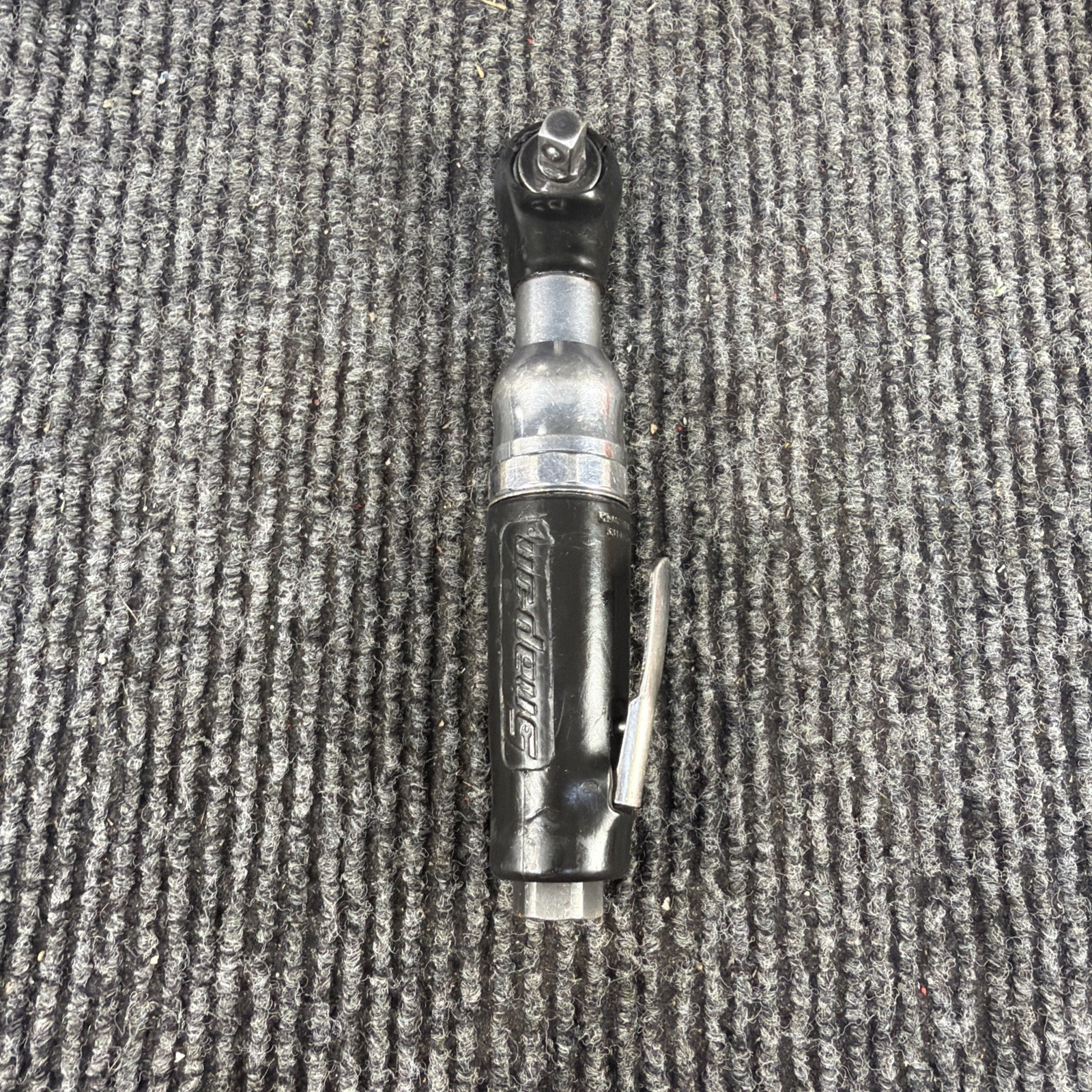 Snap-On FAR2505 3/8″ Drive Pneumatic Cushion Grip Mini Air Ratchet