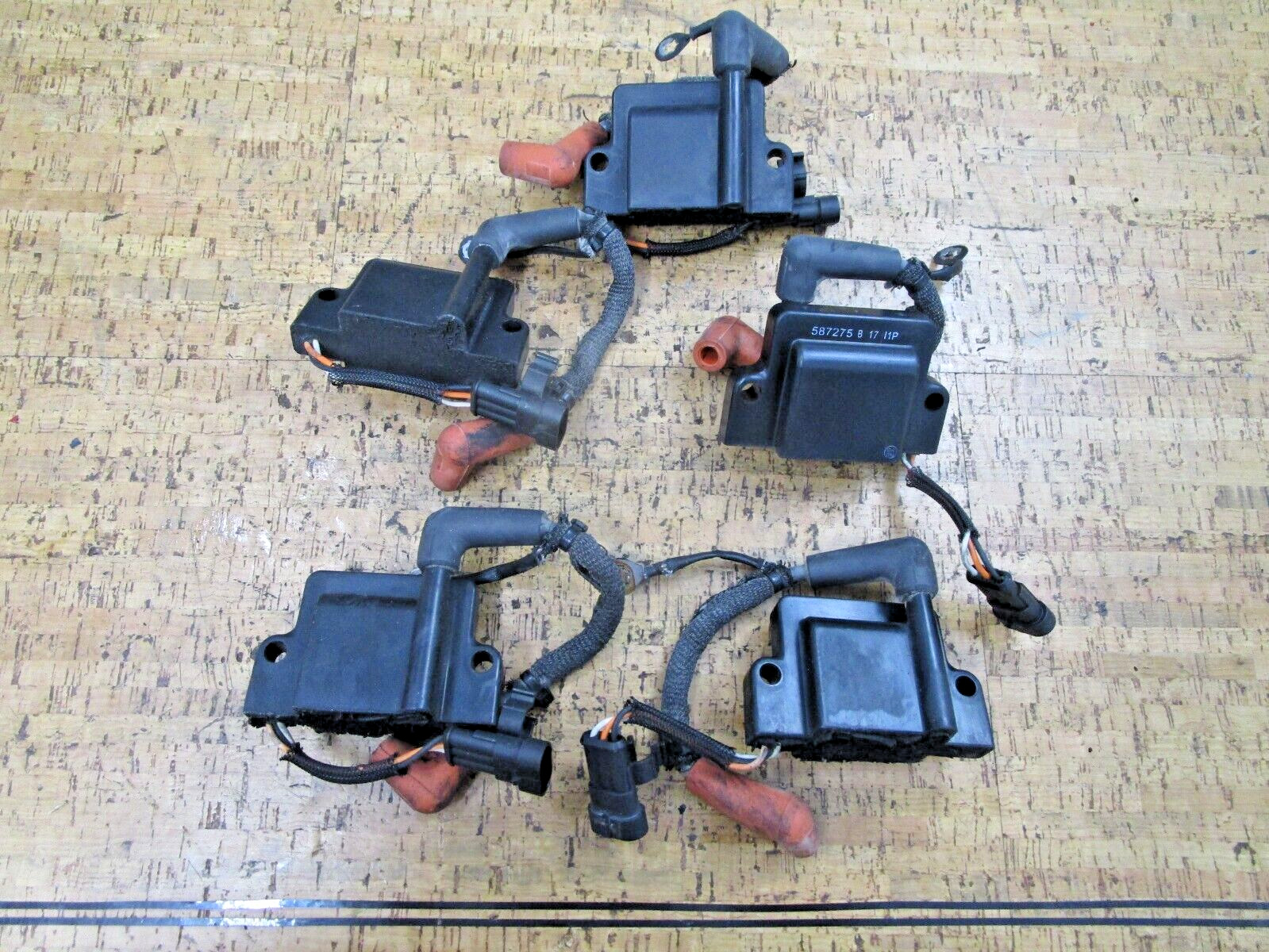 *90 DAY WARRANTY* (LOT OF 5) Johnson Evinrude Ignition Coil 587275 0587275