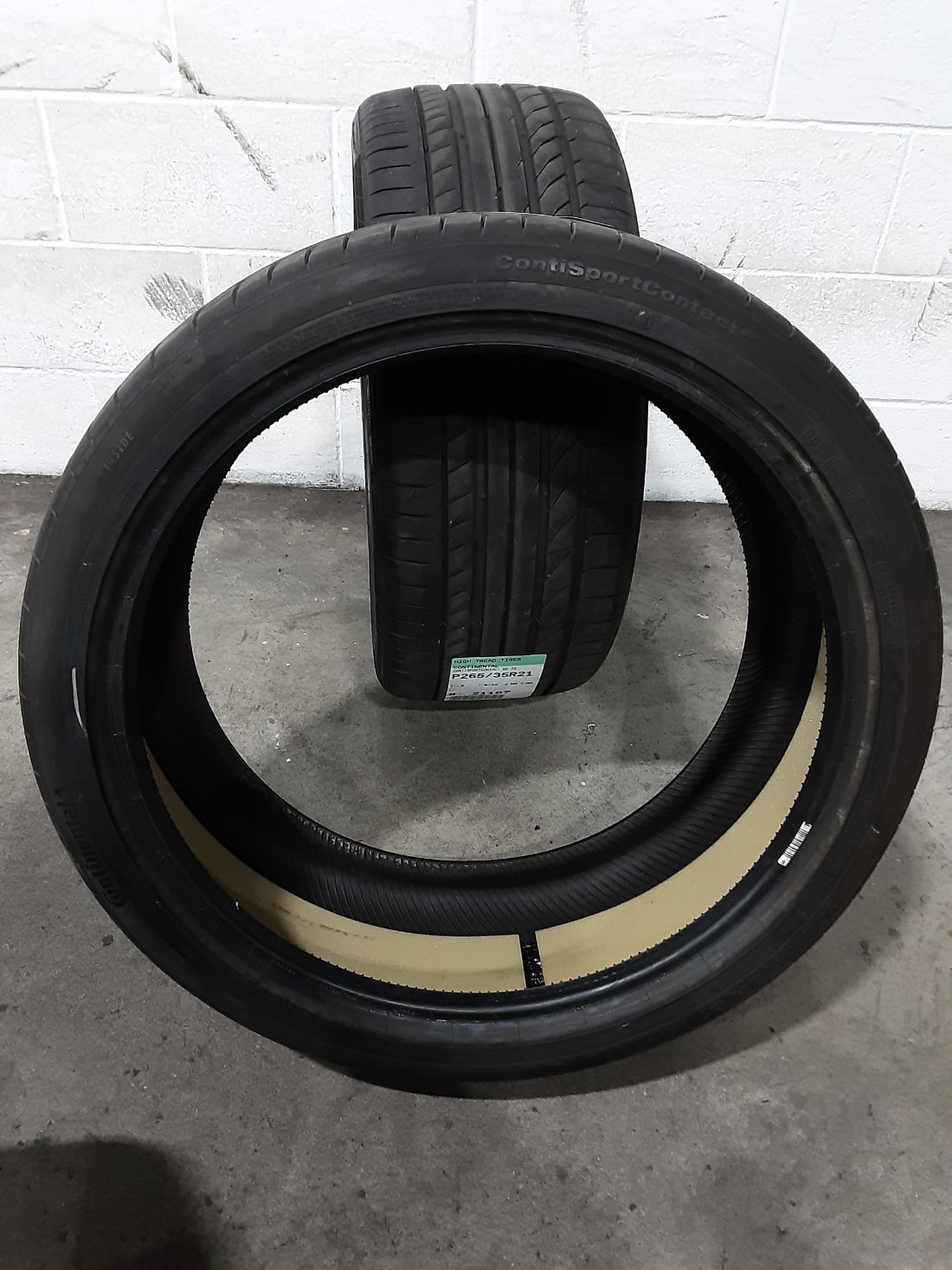2x P265/35R21 Continental ContiSportContact 5P TO 9/32 101 Y Used Tires 2653521