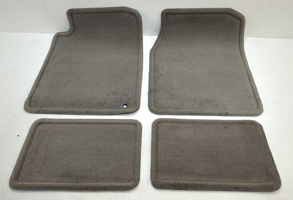 New OEM genuine Mopar Grey Carpet Floor Mats 2001-2006 300M Intrepid Sebring 4pc