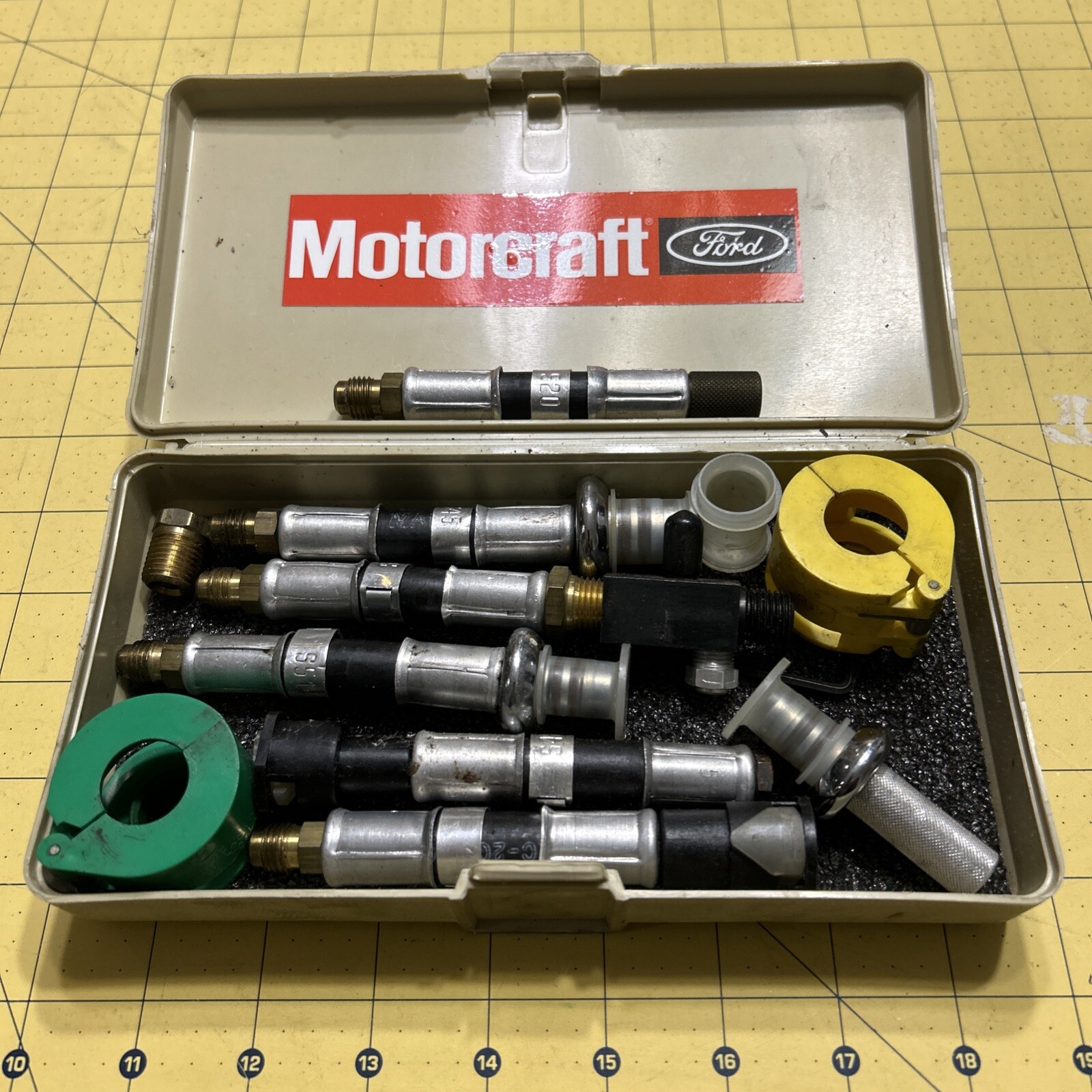 FUEL INJECTOR TEST ADAPTERS