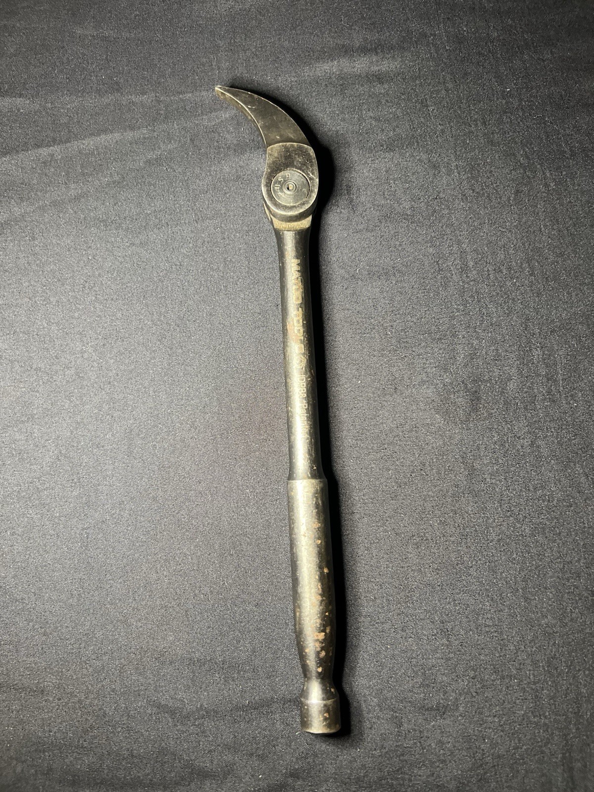Matco Tools 8″ Double Push Lock Indexable Pry Bar IDPB8