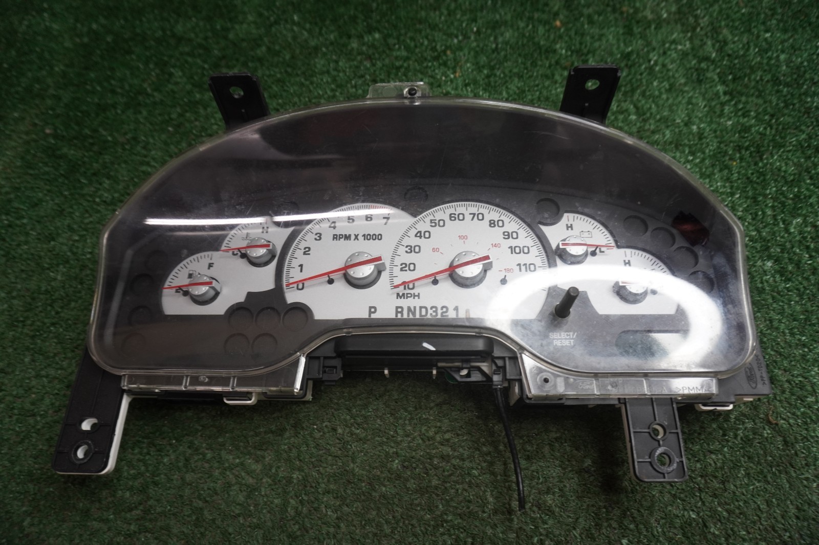 2003 MERCURY Mountaineer Speedometer Gauge Cluster OEM 141K Miles 1L2F10A855AD