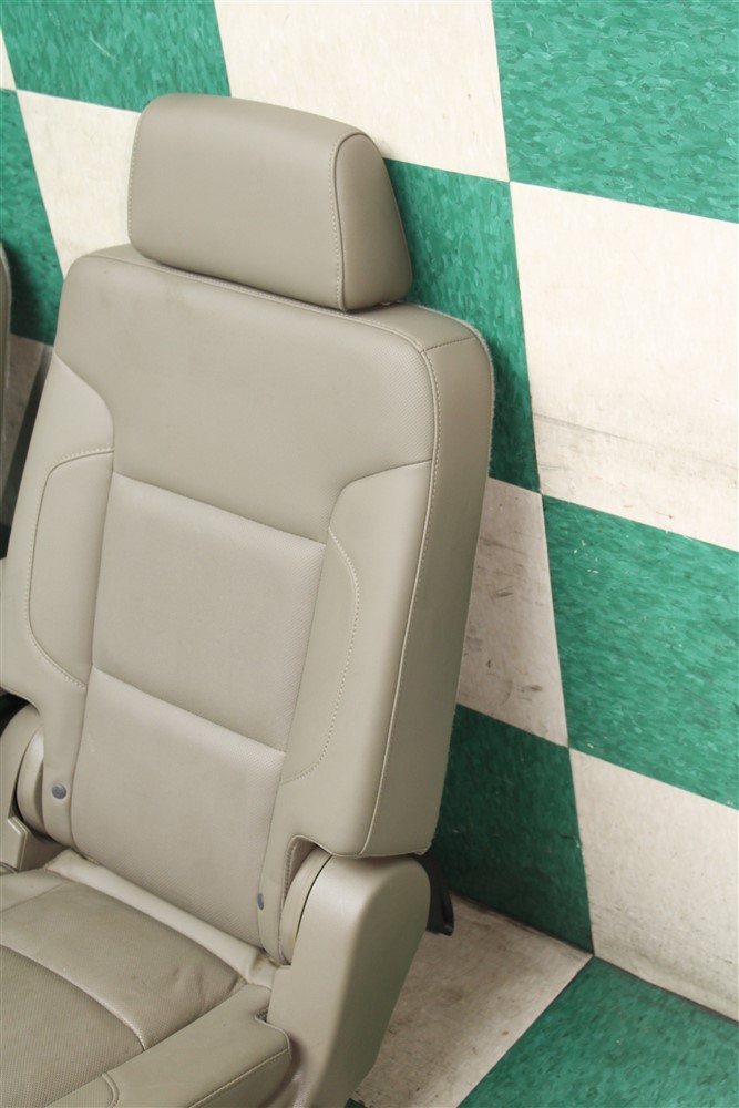 15′ GM SUV SWB Dune Gray Leather Rear Second 2nd Row Captains Heat Seats Pair OE