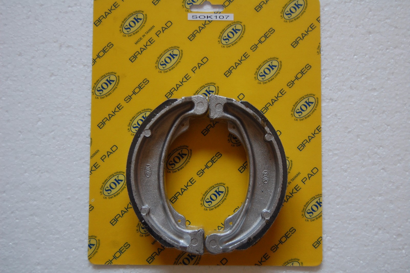 REAR BRAKE SHOES fit HONDA CB 175 200 1967-1976 CB175 SuperSport CB200 Scrambler