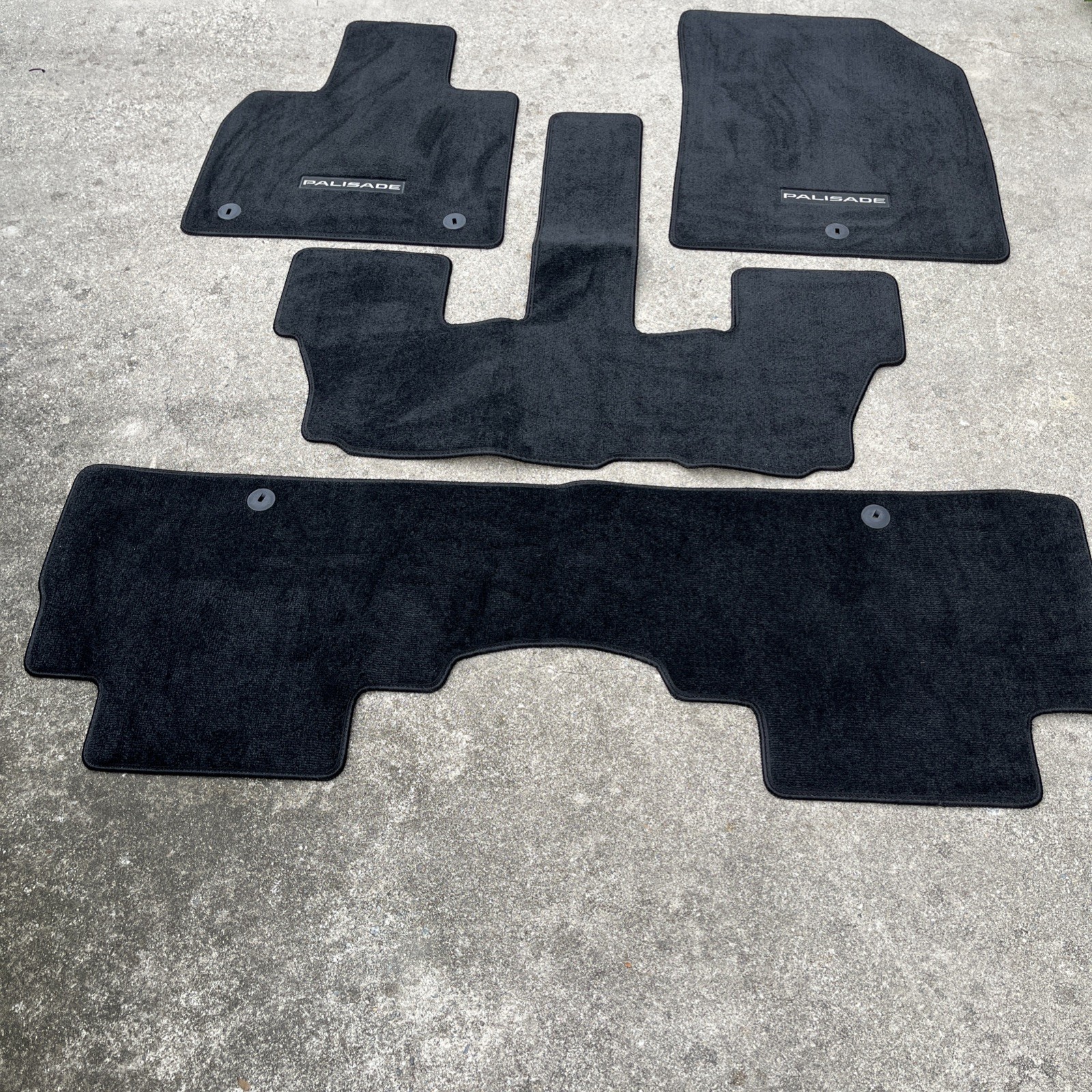 Hyundai Palisade Genuine OEM Floor Mats Set (7 Passenger) | S8F13 AU100 | Liners