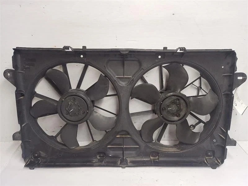 2019-2024 GMC Sierra 1500 Radiator Cooling Fan Motor Assembly Factory OEM