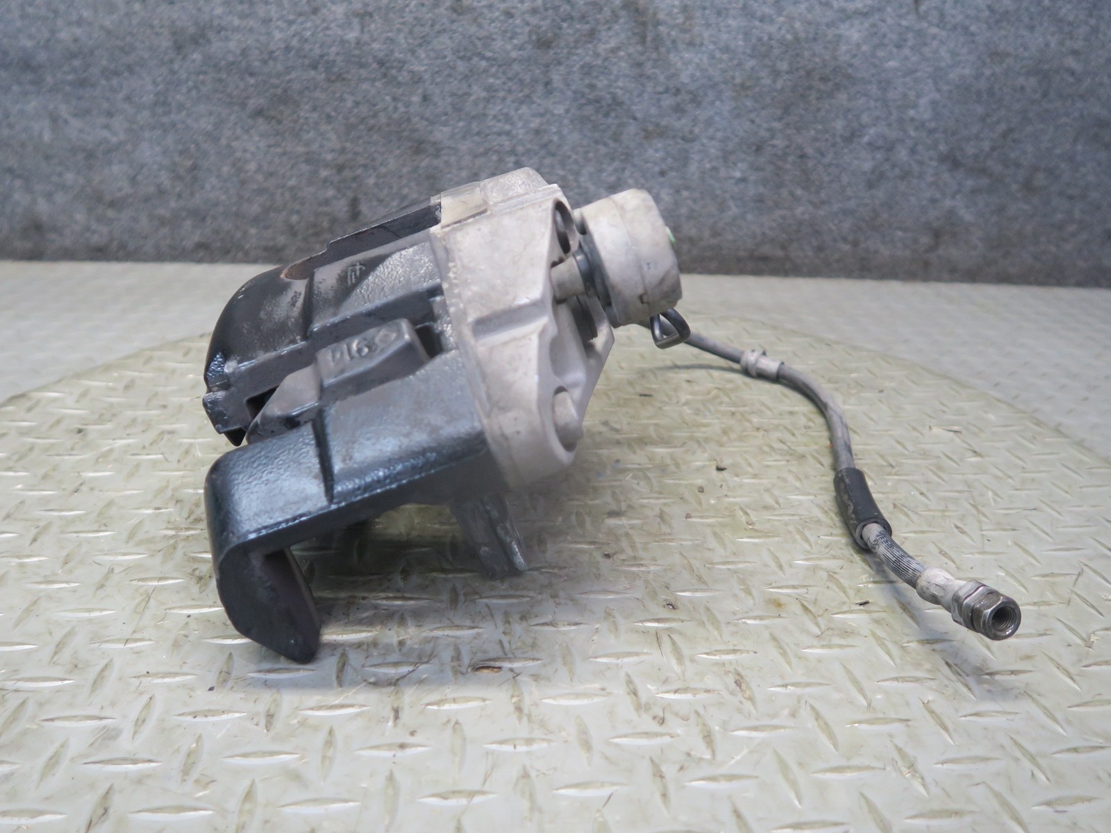 09-15 AUDI TT S 8J SET OF 2 FRONT LEFT & RIGHT BRAKE CALIPER 340mm 116K MILE OEM