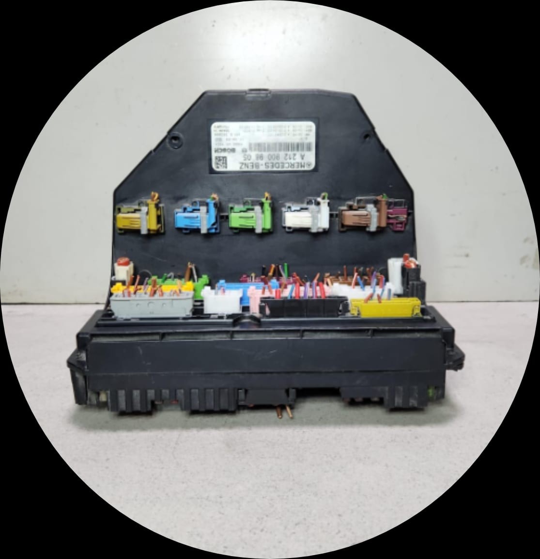 2010-2015 Mercedes-Benz C250 Front Sam Fuse Relay Box Module A2129009805