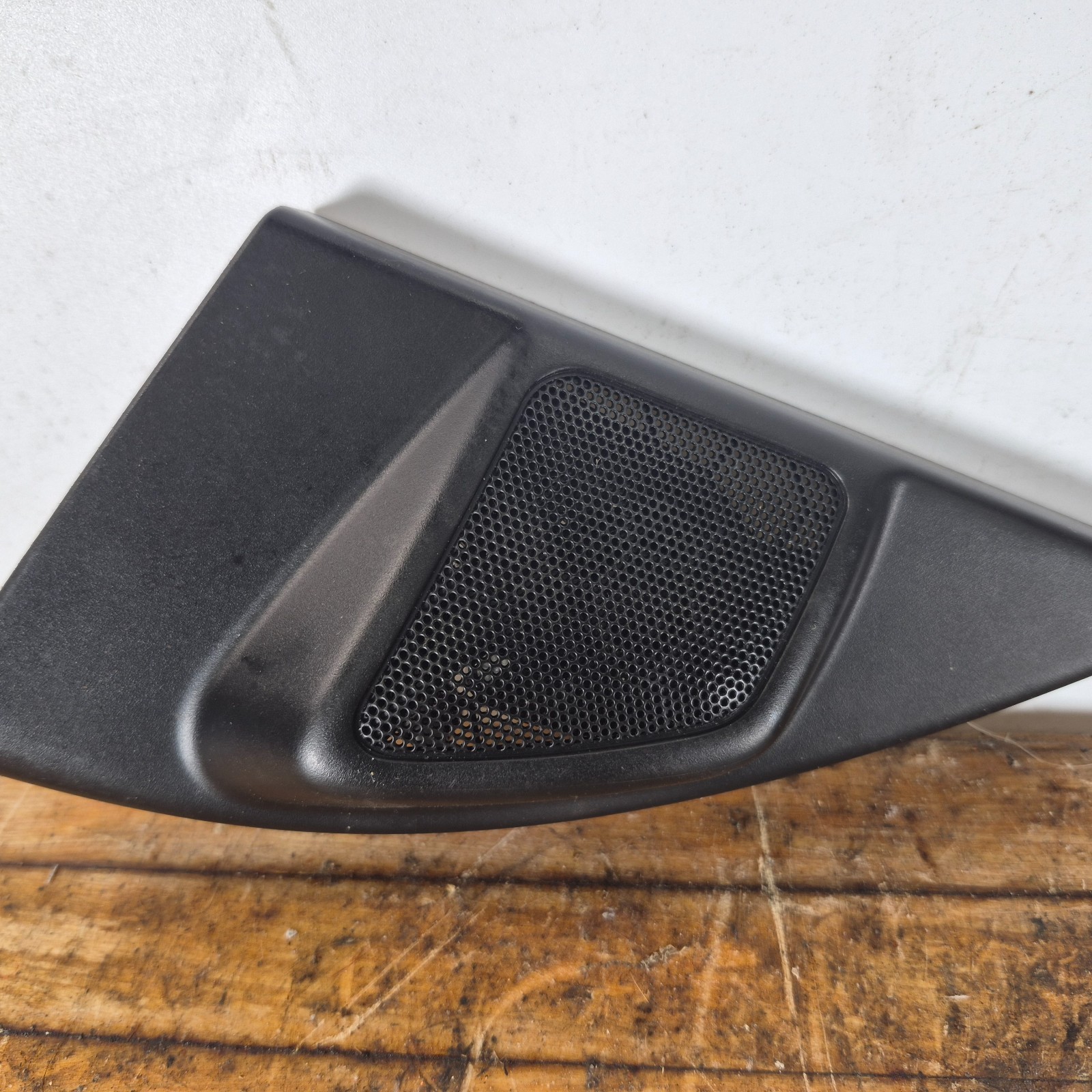 07-14 Volvo XC90 Right & Left Tweeter Speaker Trim Cover OEM, 30761130/ 30761129