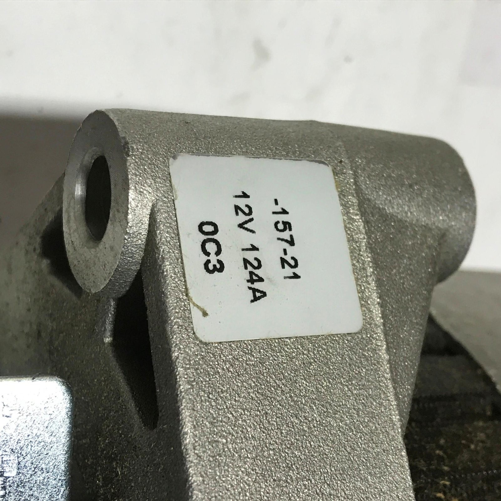 Unbranded/Generic 12V 124A Alternator 157-21 (20-157-21)