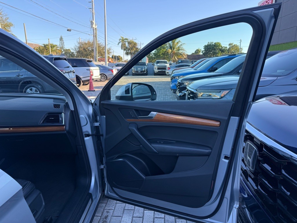 2021 Audi Q5 PREMIUM