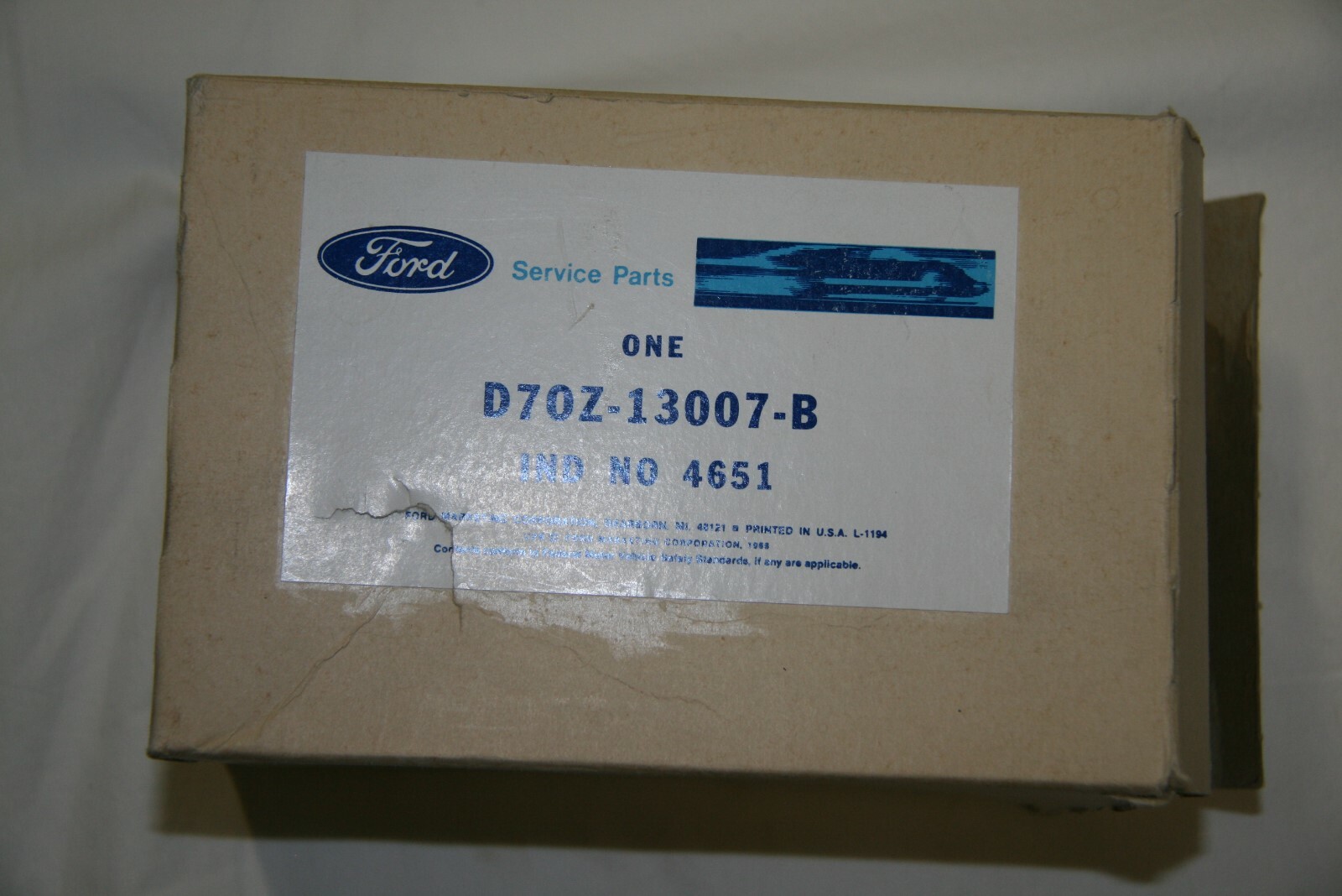 NOS Mustang Headlight Bulb D7OZ-13007-B