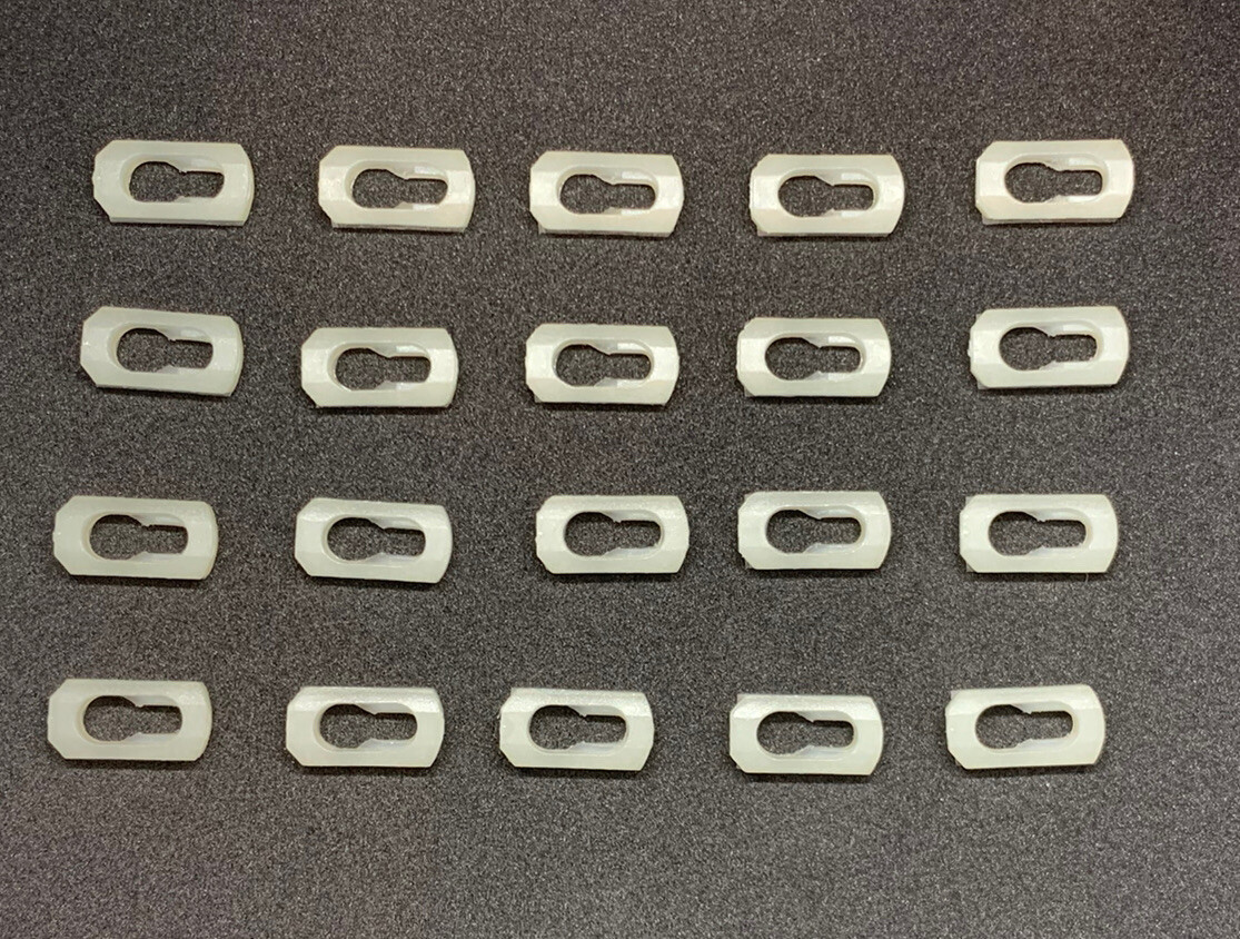 20x Chevy Pontiac Olds Buick Cadillac Belt Reveal Trim Molding Clips 1968 on