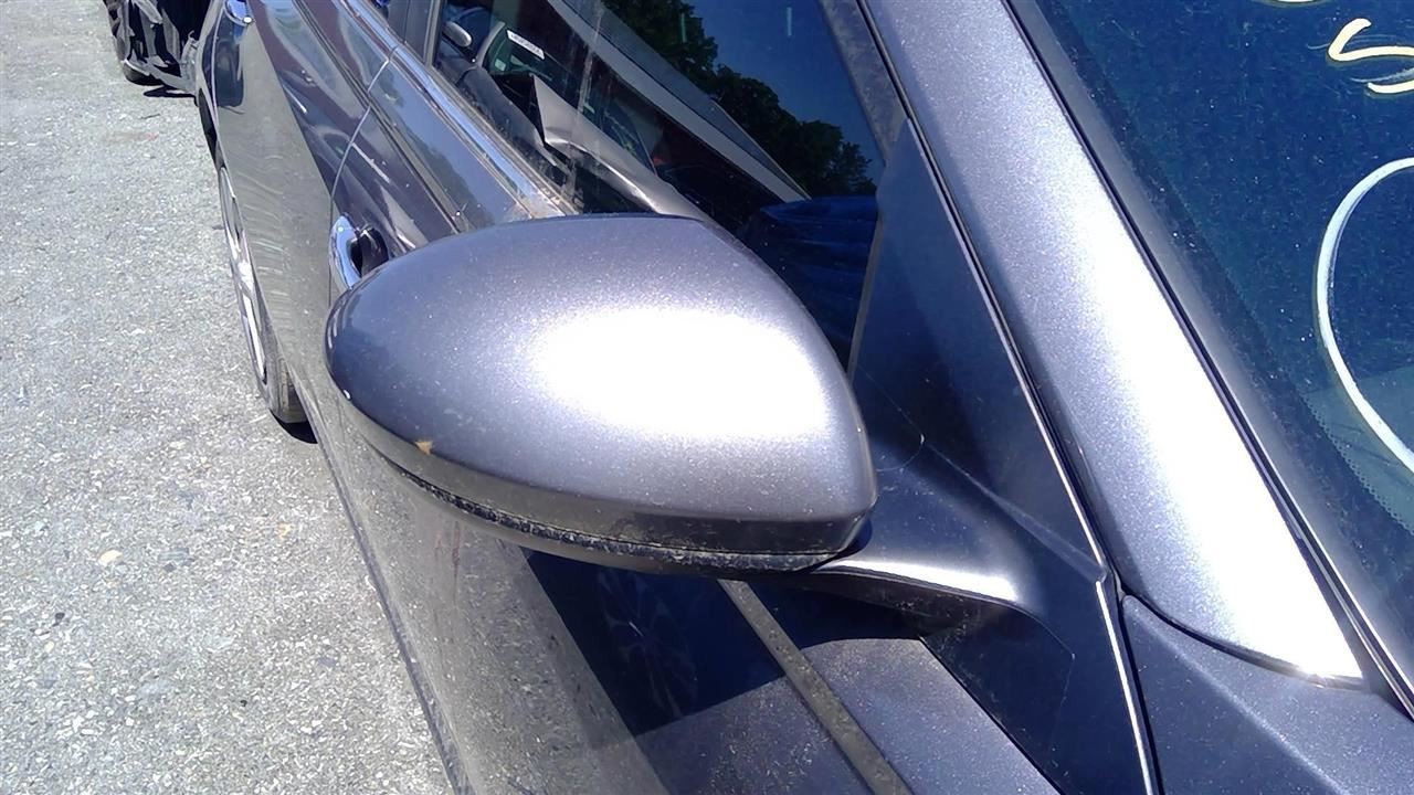 (LOCAL PICKUP ONLY) Driver Left Front Door Without Acoustic Glass Fits 19-21 ALT