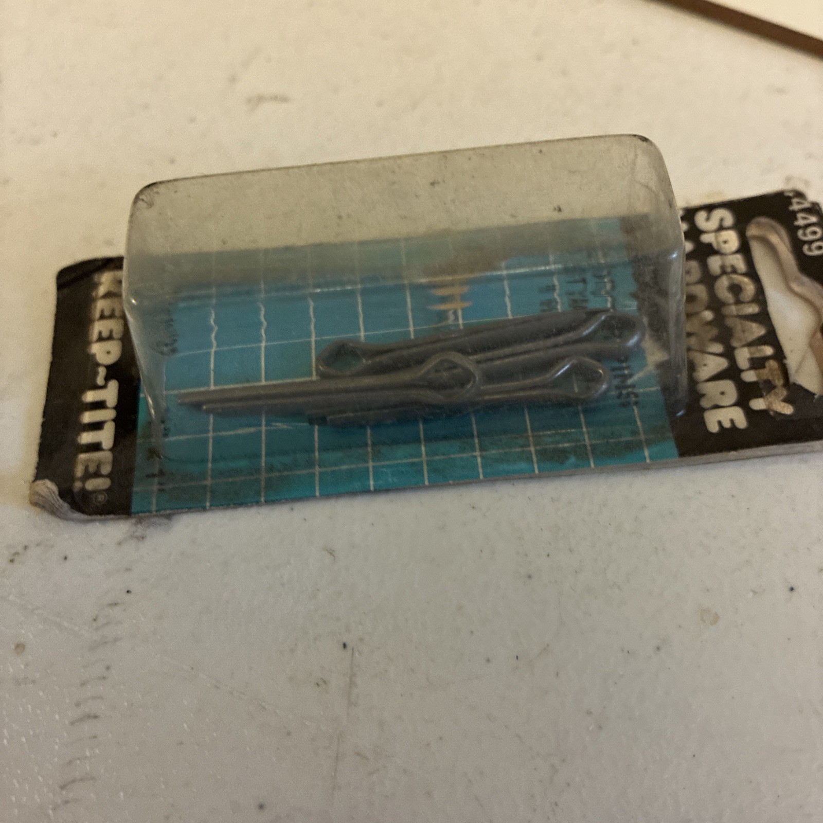44499 Motormite Keep-Tite Cotter Pins Standard 1/8″ X 1″ (4 Pcs)