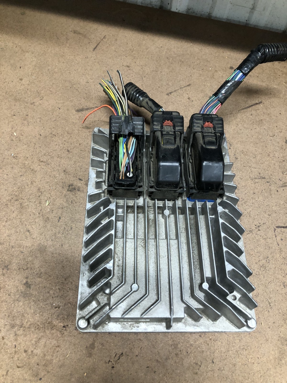 13-16 Chevrolet Equinox Engine Computer Control Module Ecm 12651807 E39A