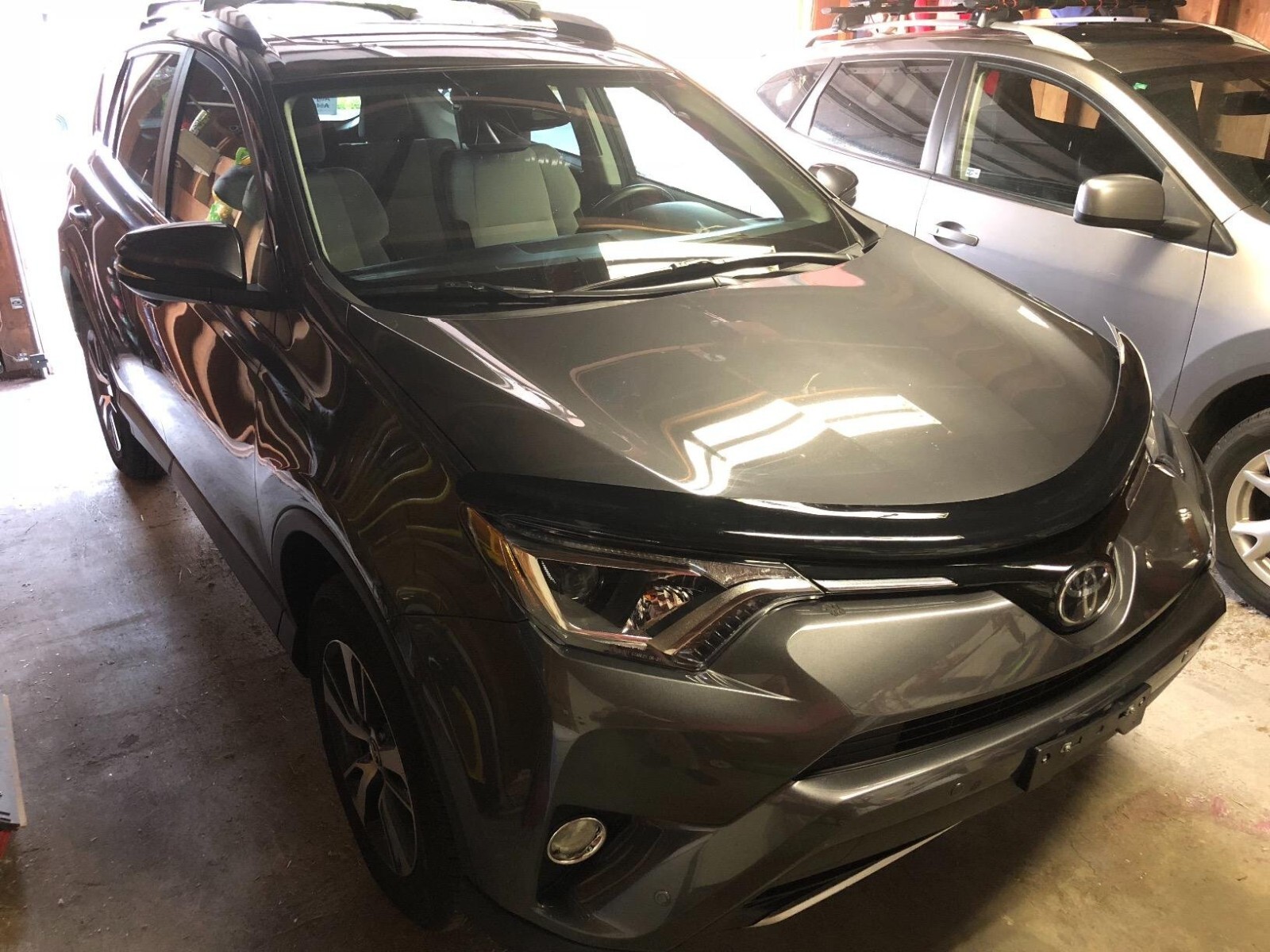 Husky Carflector Hood Protector Bug Shield Deflector for 2013-2018 Toyota Rav4