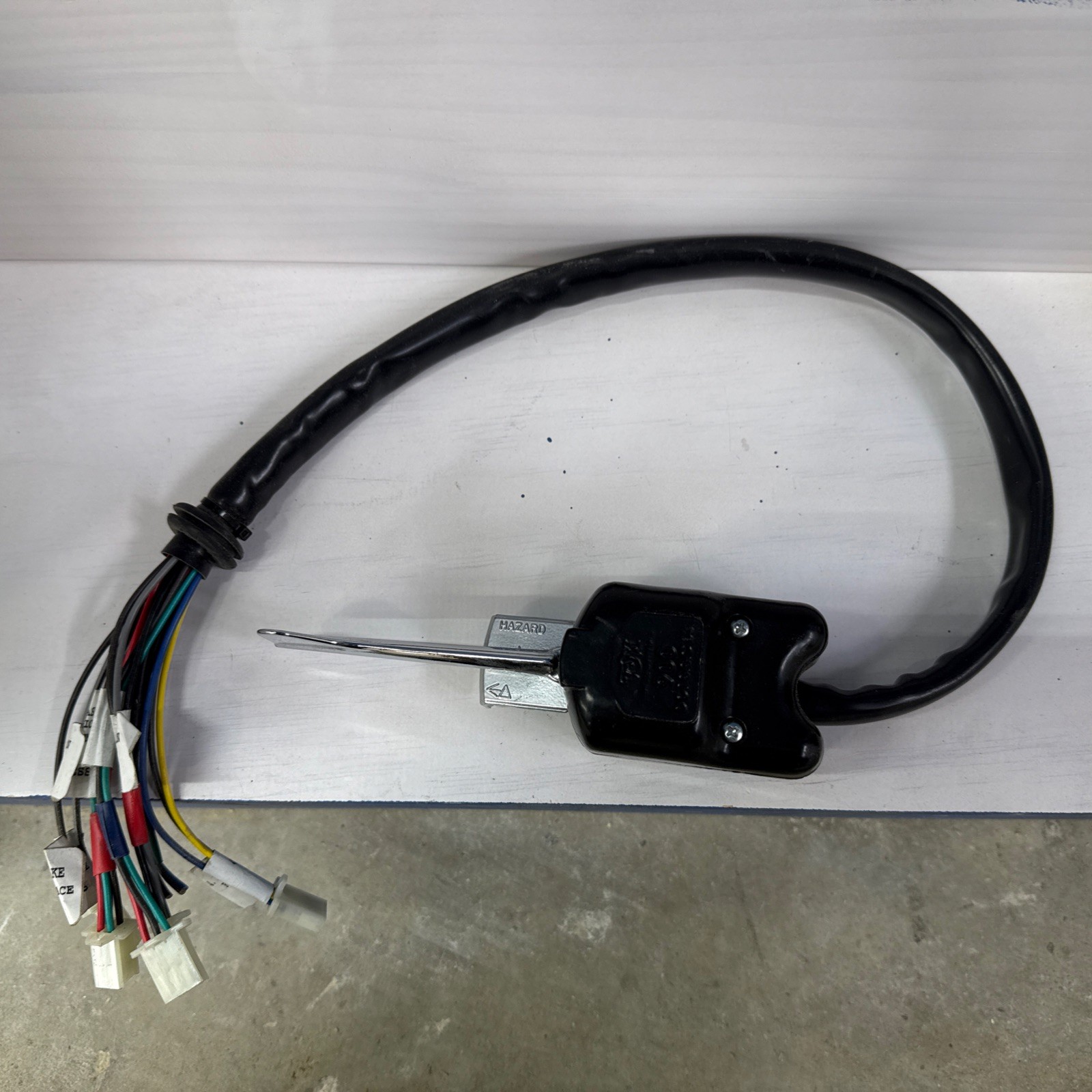VSM900 Turn Signal Switch With Hazards DOT