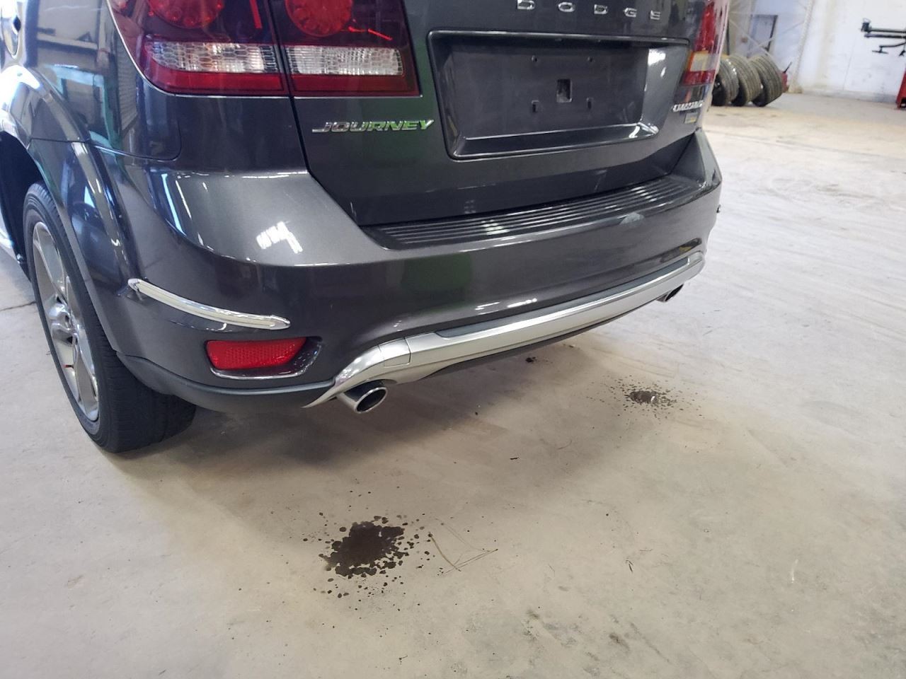 (LOCAL PICKUP ONLY) Rear Bumper 2 Piece Bumper Cover Dual Exhaust Fits 14-19 JOU