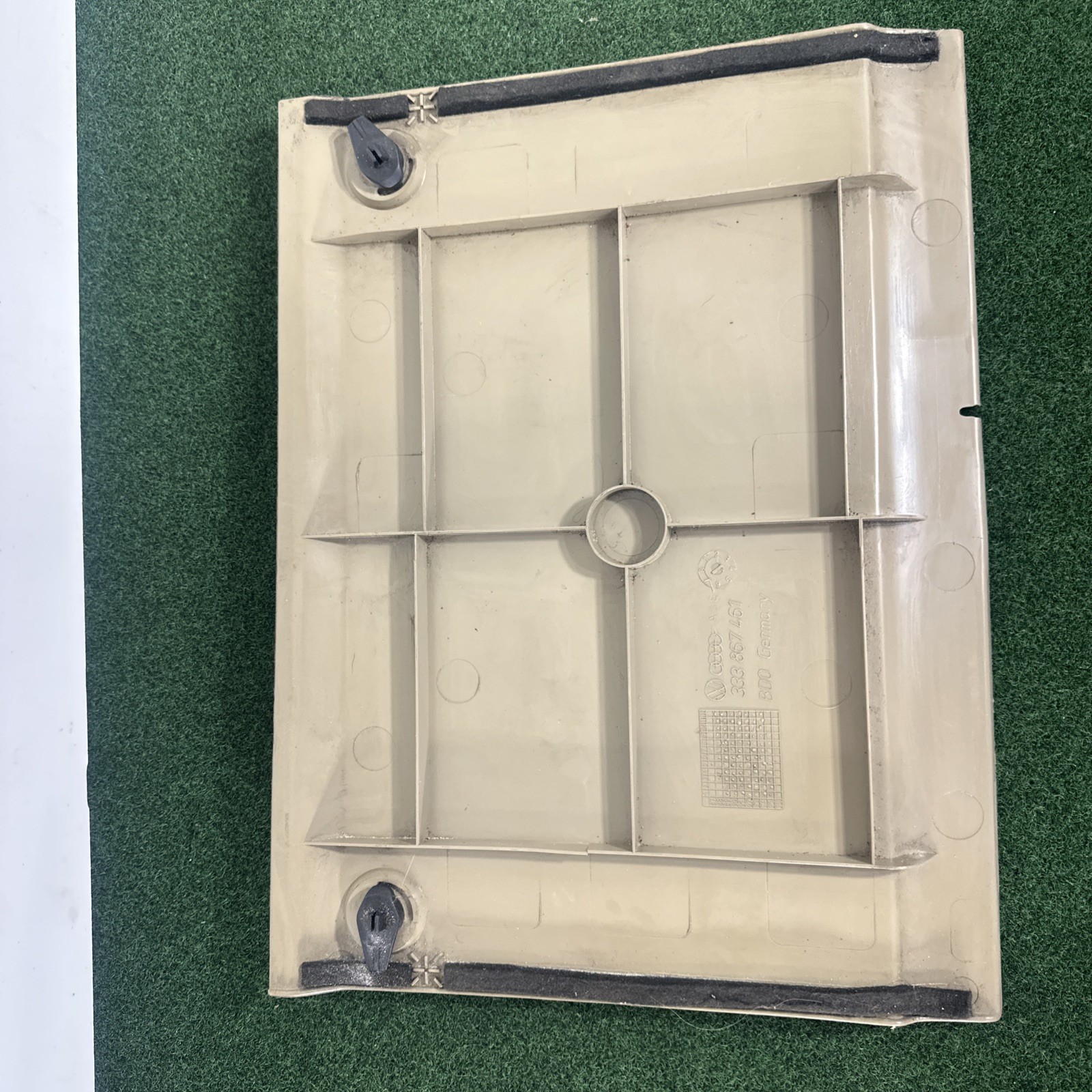 LH Side Trunk Door Cover Panel 90-97 VW Passat Wagon B3 B4 Tan – 333 867 461