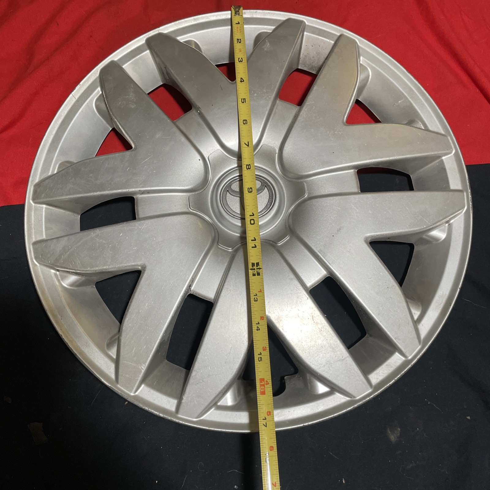 2004-2011 Toyota Sienna 16″ Wheel Cover Hubcap OEM 42621-AE030 CAP SILVER VAN OE