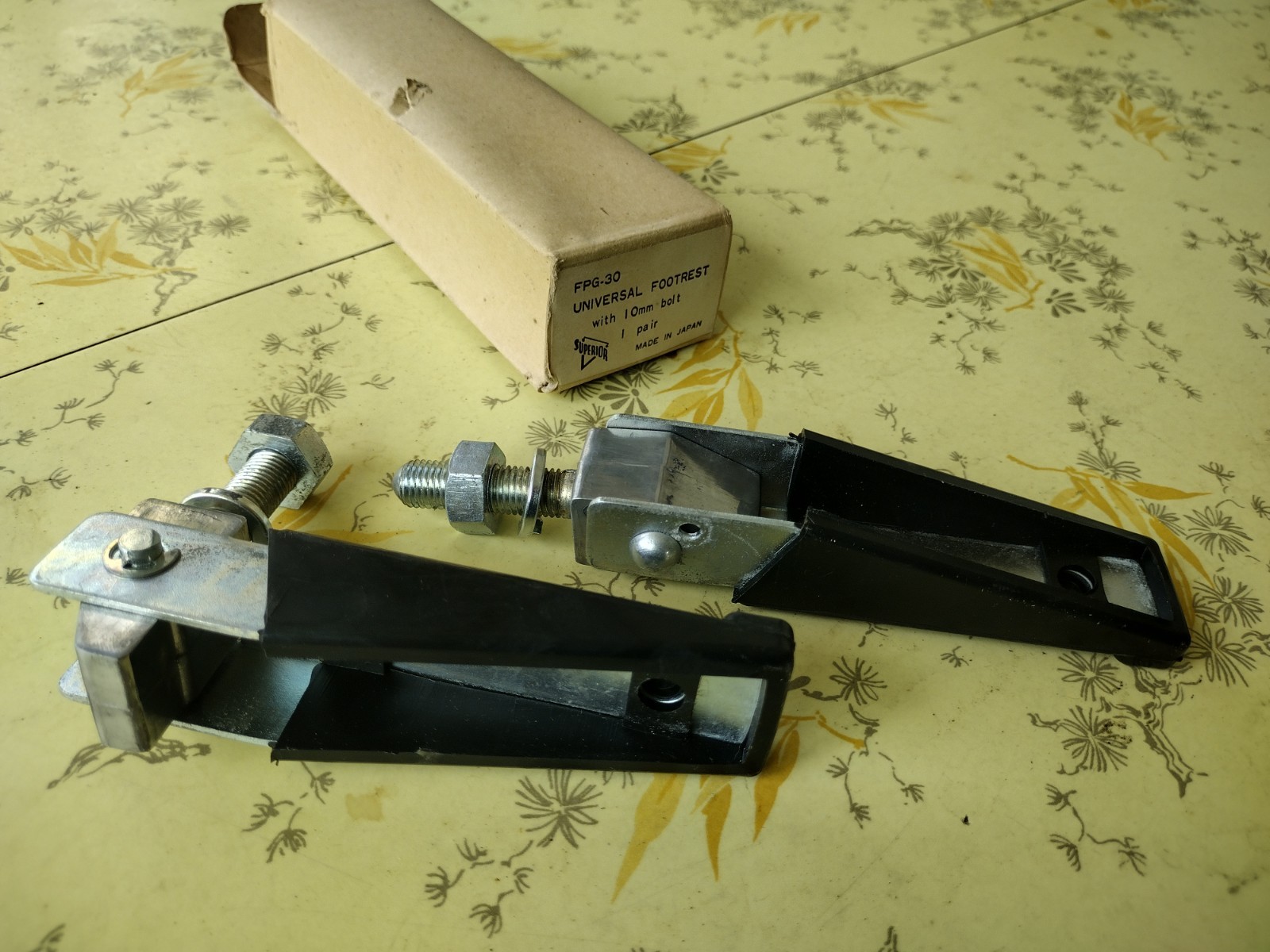 Superior Dixie Vintage NOS Fpg-30 Foot Pegs NEW 10MM 1 Pair