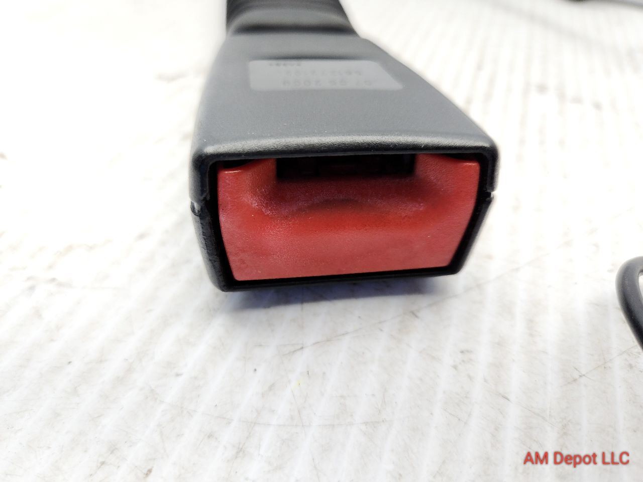 2010 BMW 535xi 535i 528i 528xi E60 E61 Front Left Driver Seat Belt Buckle