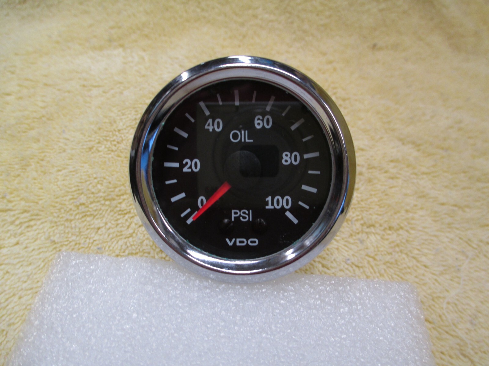 VDO Vision Oil Pressure Gauge, Mechanical, 150-197, Z shelf