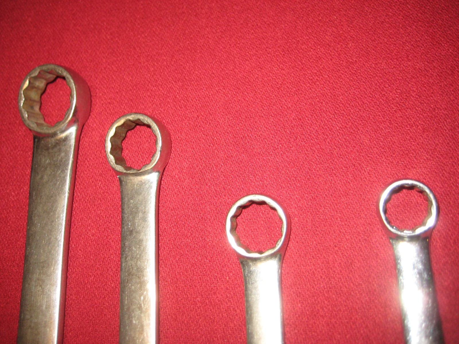 4 Snap-on Tools USA 15/16″ 3/4″ 11/16″ 5/8″ 12 Pt Point Combination Wrench’s