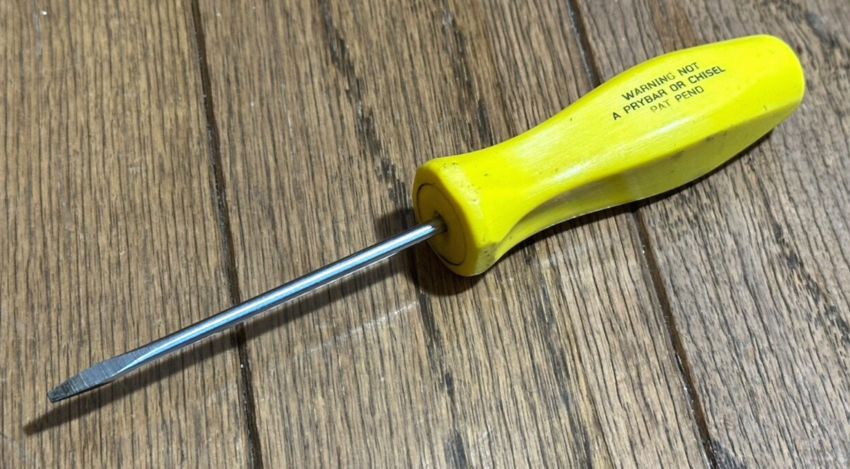?? Snap On Tools Classic Yellow Standard Flat Tip Screwdriver 6″ Long Cabinet
