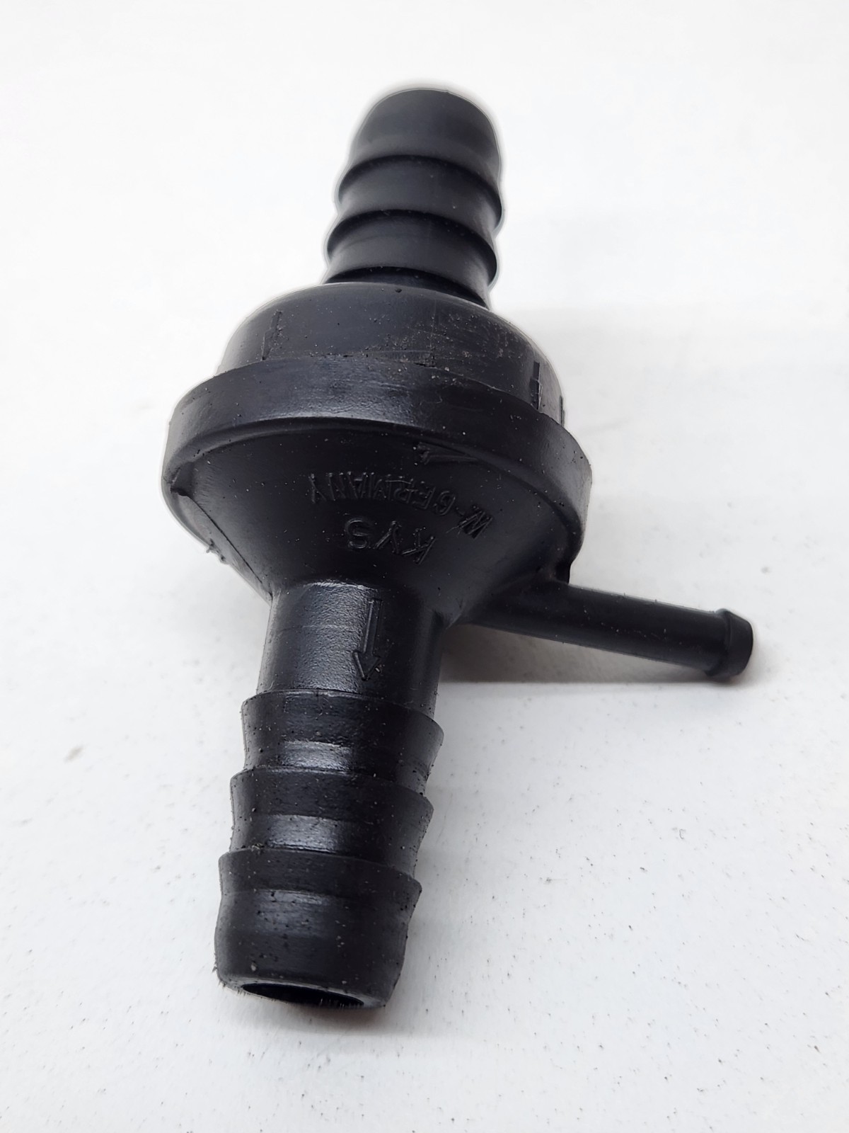 1998-2005 VW Beetle 2.0 Brake Booster Check Valve OEM 3 Port
