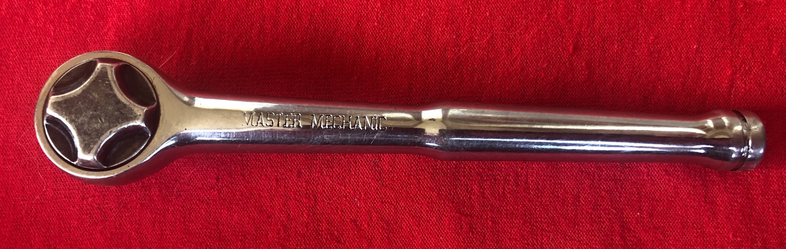 VINTAGE MASTER MECHANIC No. P1060 PROFESSIONAL QUARTER INCH DRIVE RATCHET