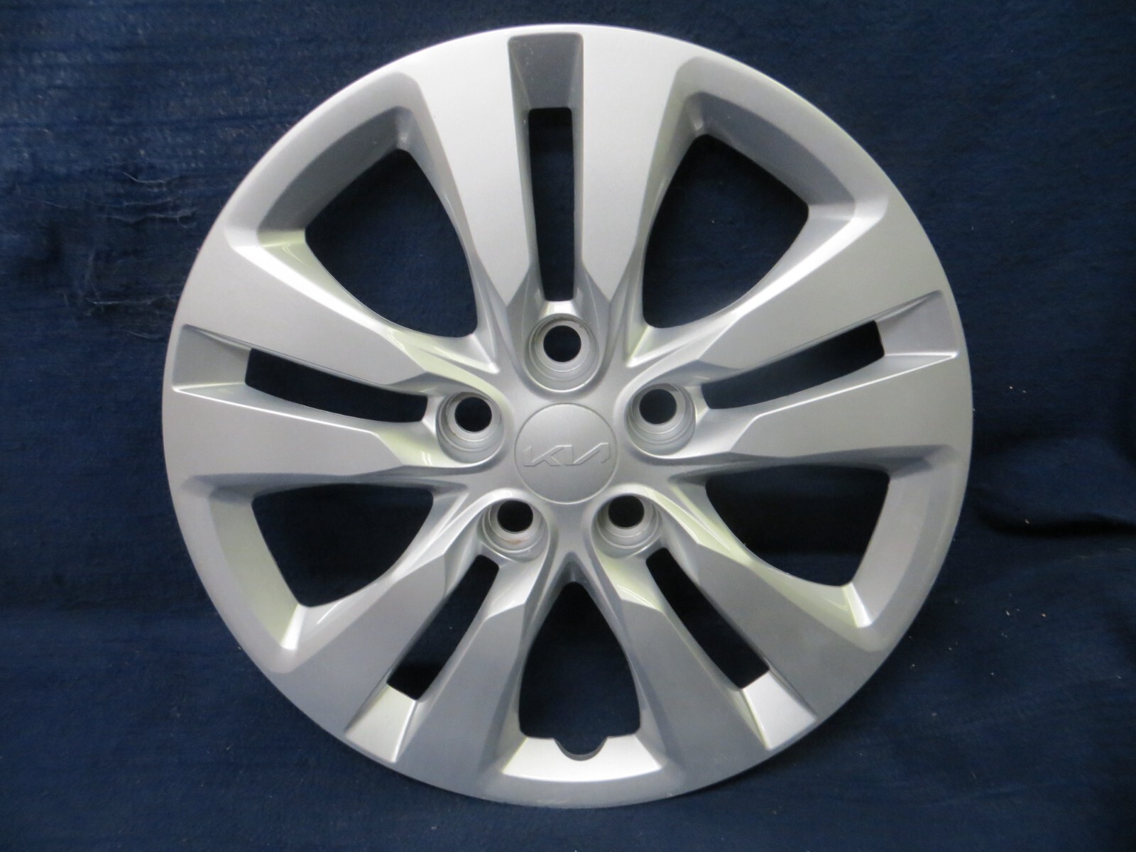 KIA SOUL 2000-2025 16″ 10 SPOKE SILVER WHEEL COVER / HUBCAP – 1 – 66035 – NEW