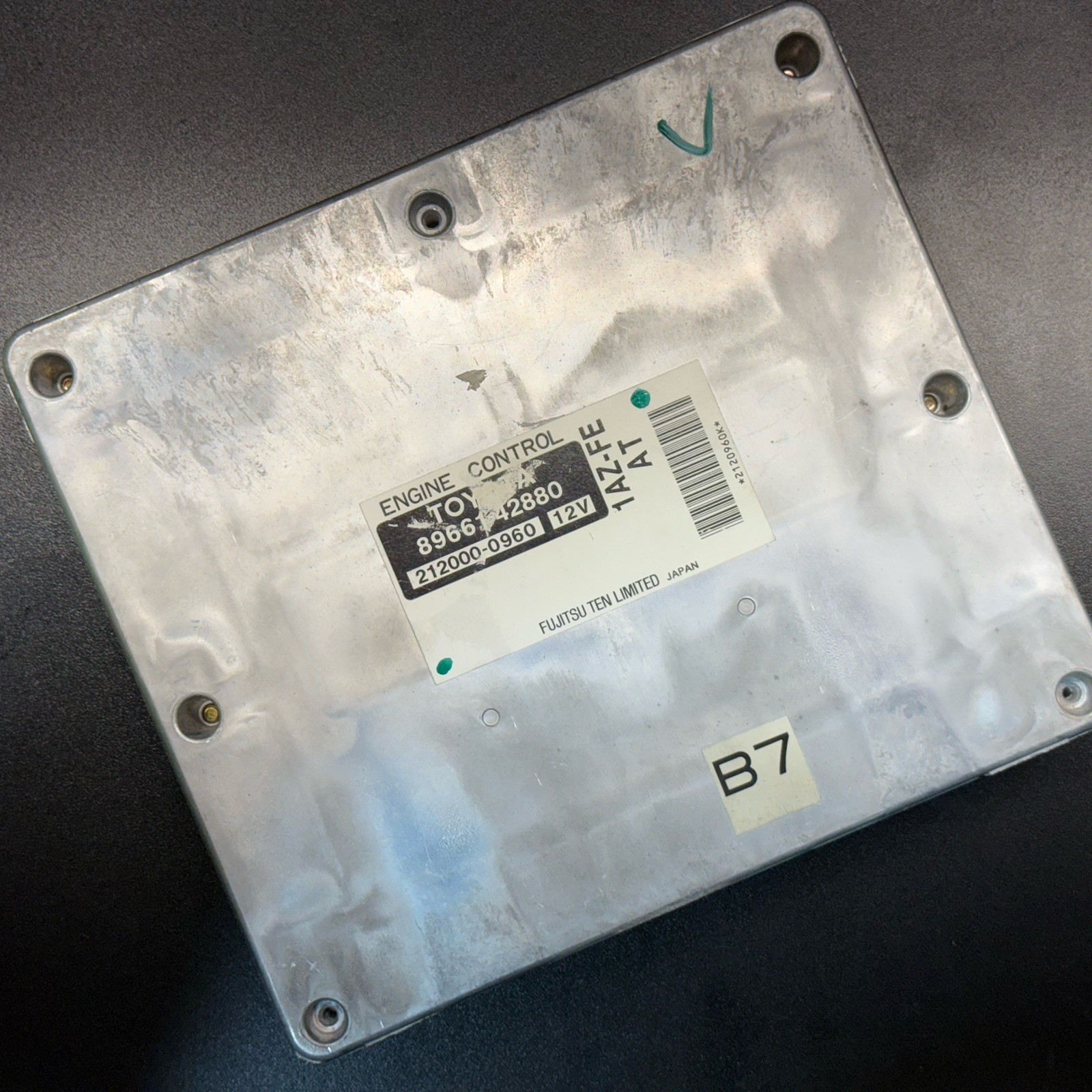 TOYOTA RAV4 Engine Computer Module PCM ECM ECU Repair Service 2001 / 2002/ 2003