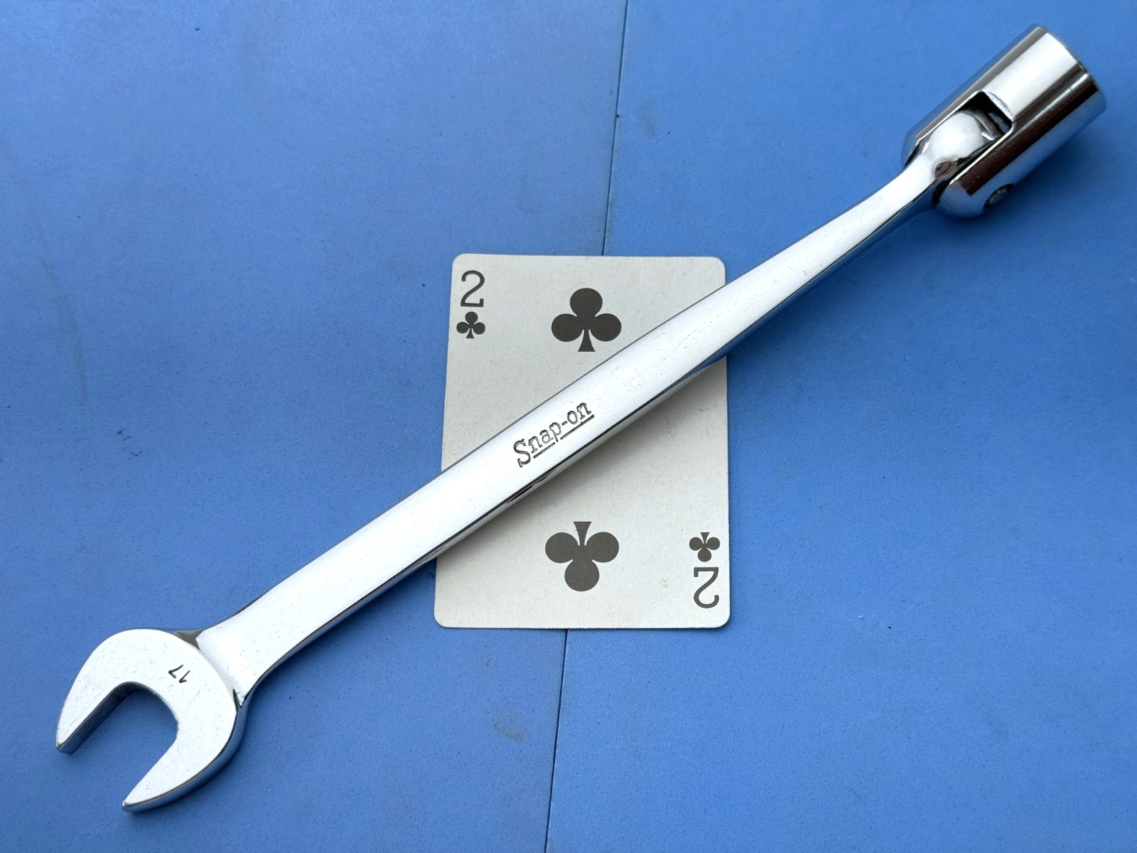 Snap on 17mm Flex head socket wrench metric FHOM17 12-point USA