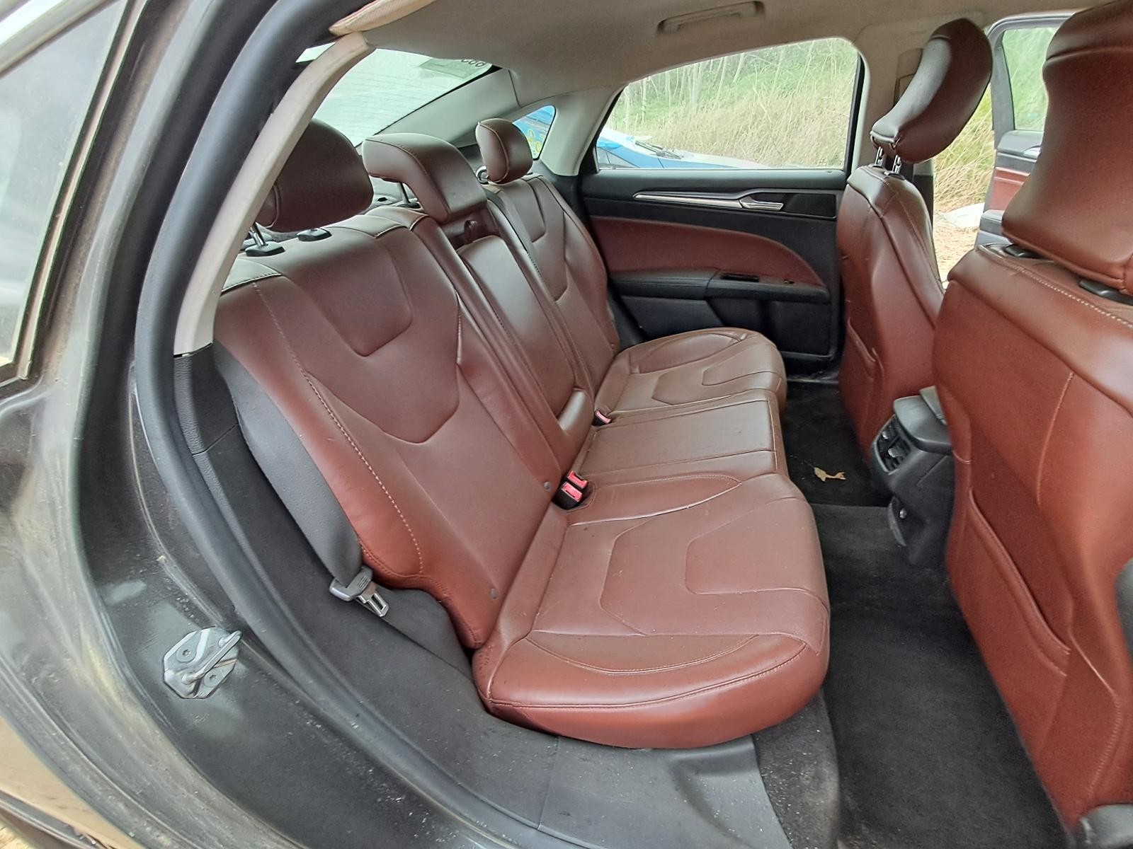 Used Rear Right Door Assembly Rear Side fits: 2015 Ford Fusion Rear Right Grade